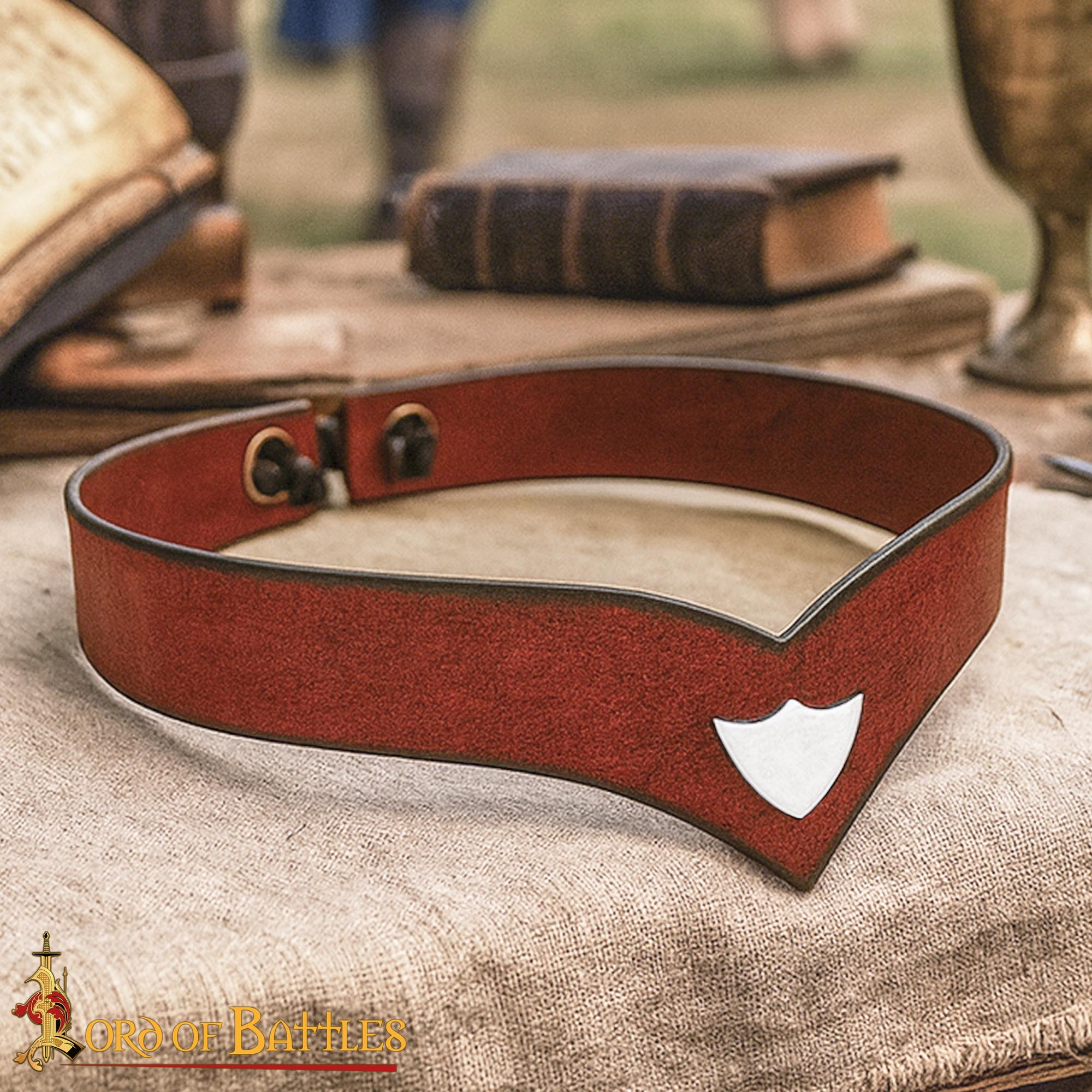 Diadema principesca de cuero, estilo élfico - Granate