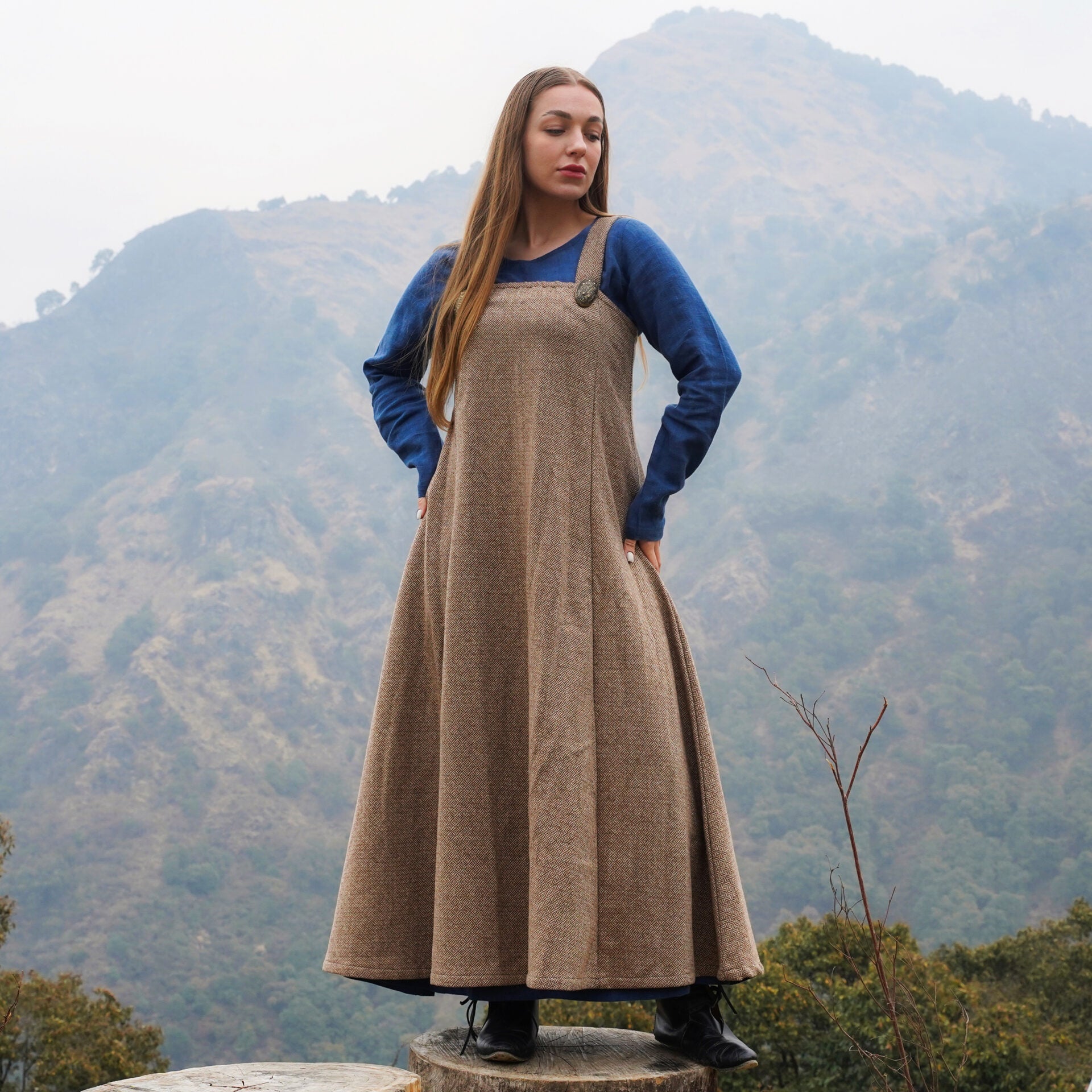 Vestido delantal vikingo Hilda - 100% lana reciclada - imagen 6