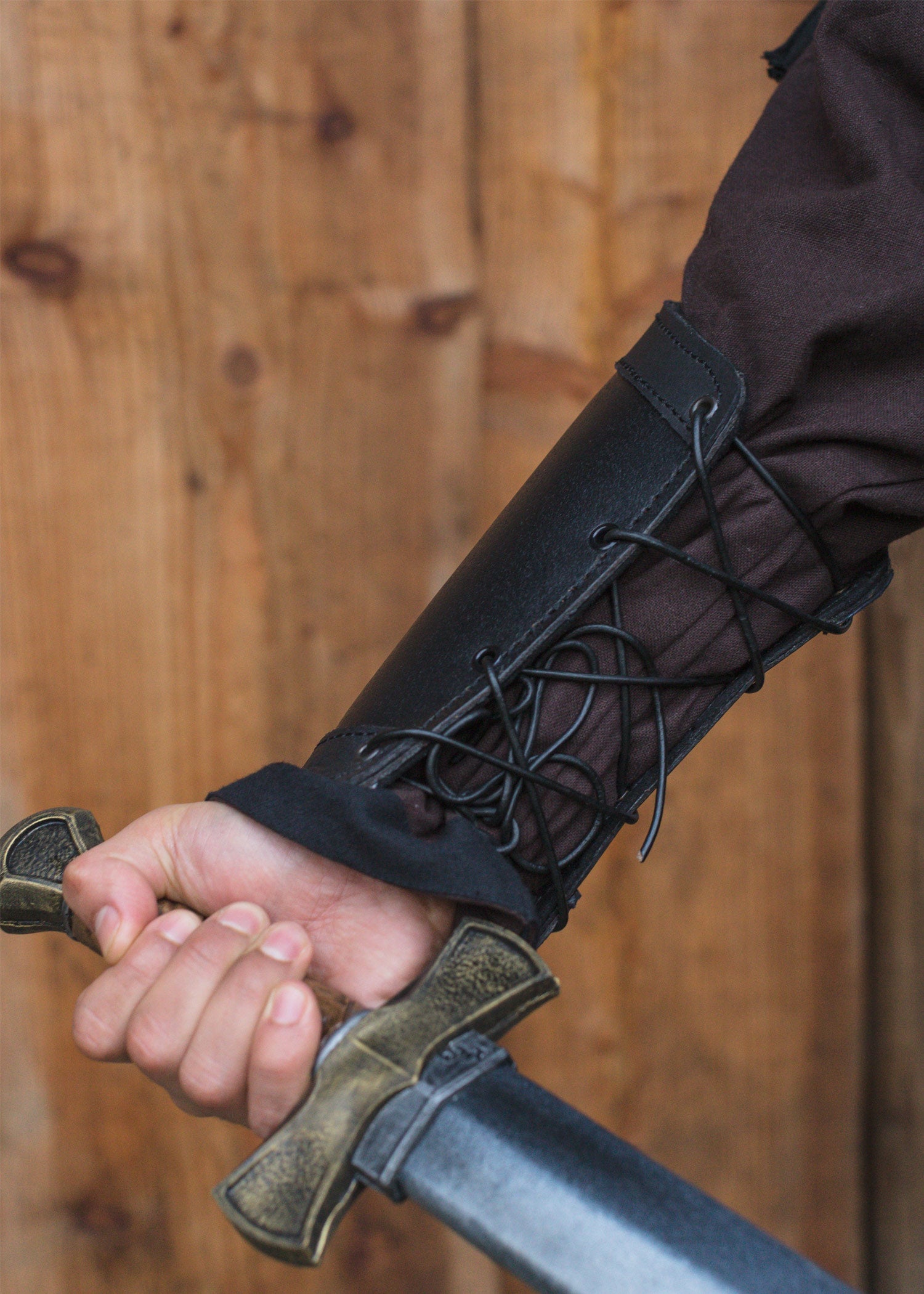 Imagen única de: Brazales Warrior, Negros, Par