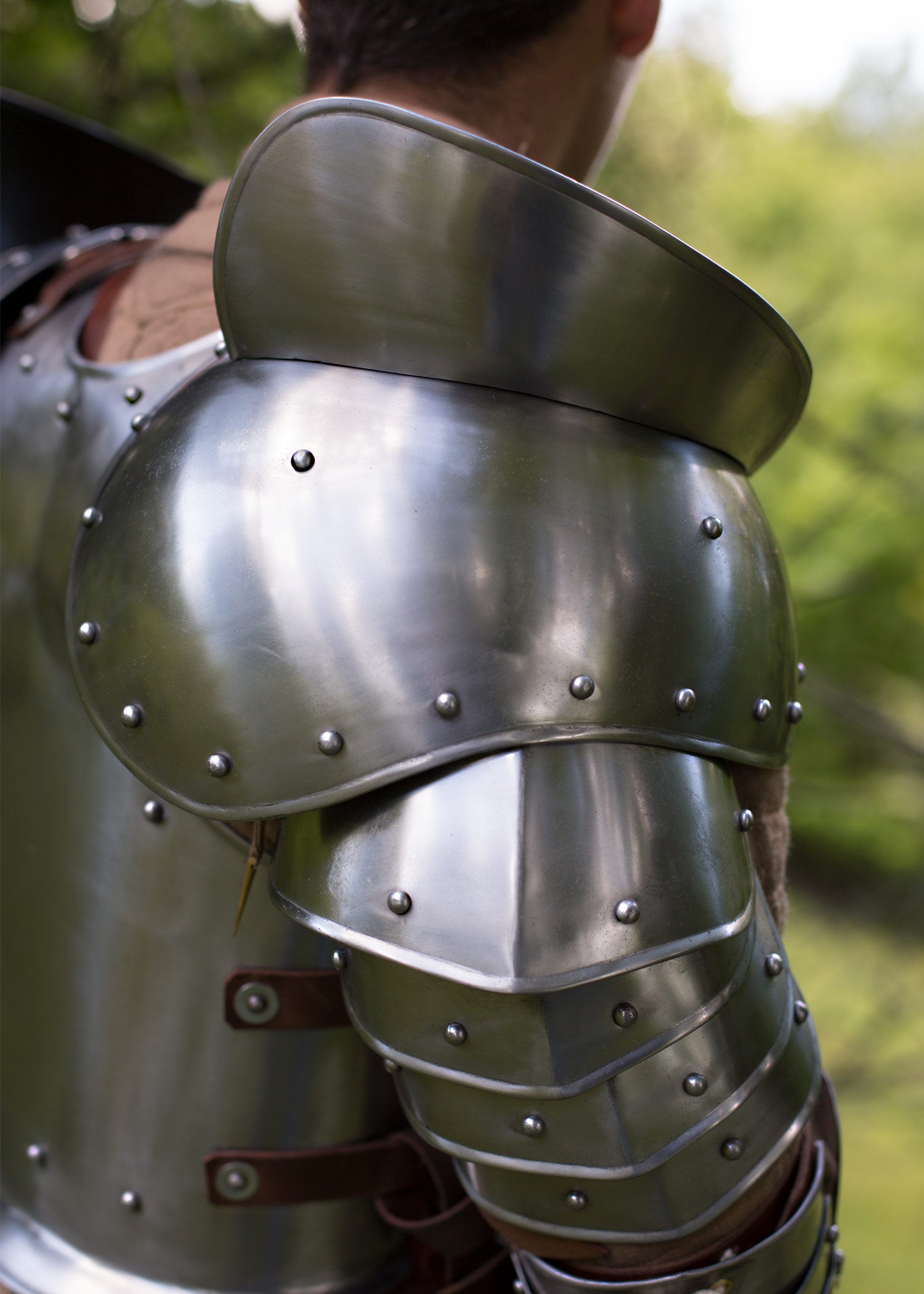 Imagen única de: Placas De Hombro De Acero Giant Warrior, Par