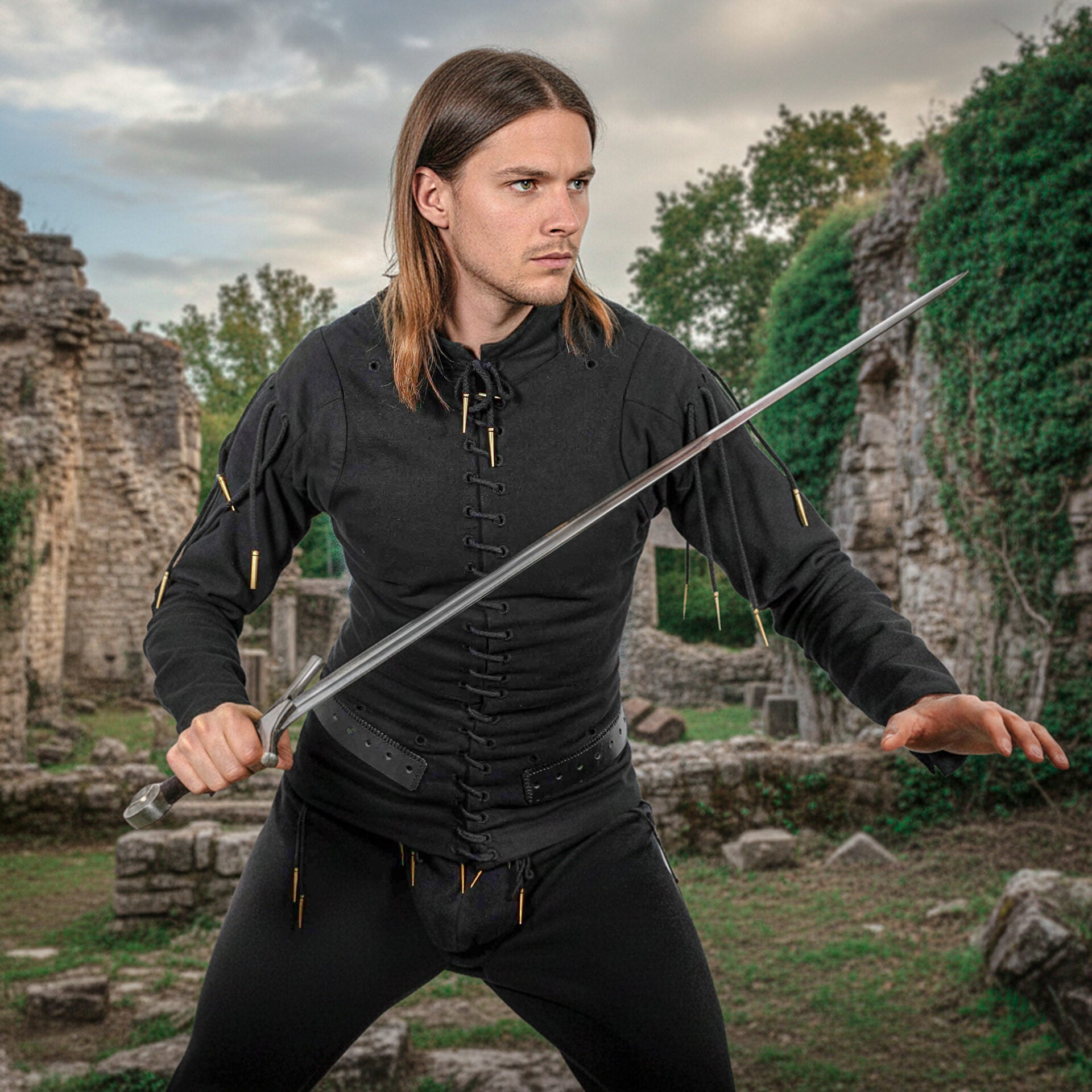 Imagen única de: Jubón armado 'The Knight' — Acolchado medieval tardío (negro, talla L) - Con Defecto