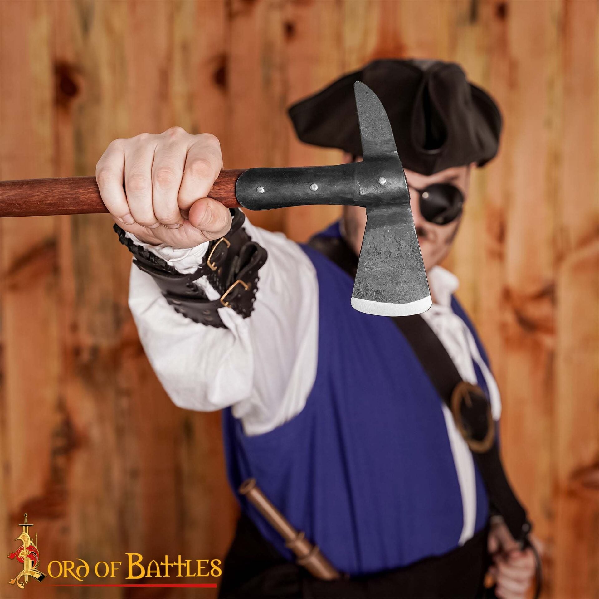Hacha de abordaje pirata — acero al carbono forjado a mano y mango de madera - imagen 7