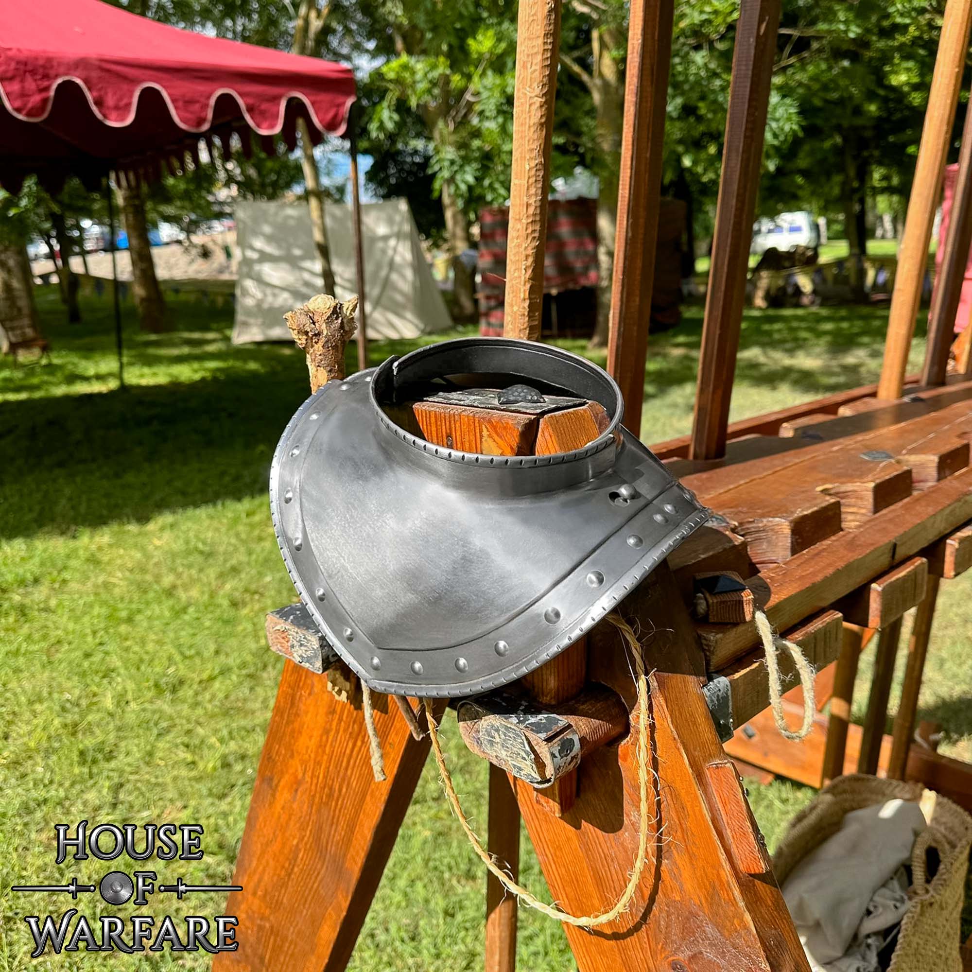 Imagen única de: Gorget Medieval de Acero para Soldados