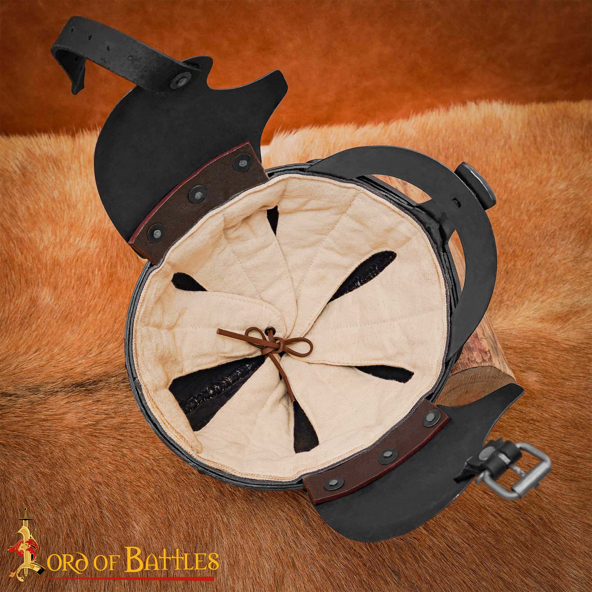 Imagen única de: Casco de Acero Ennegrecido Inspirado en Viking Vendel con Forro Acolchado Calibre 16