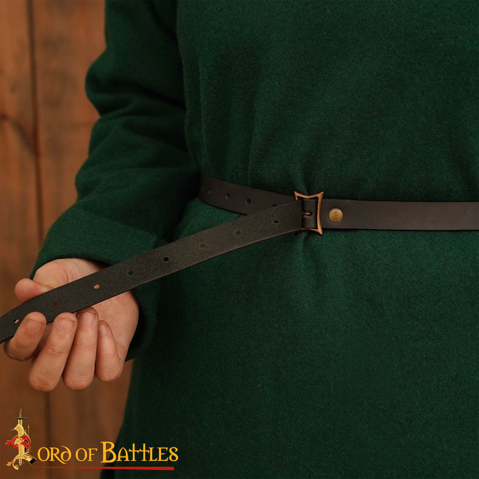 Imagen única de: Cinturón Altomedieval con Hebilla Rectangular de Bronce