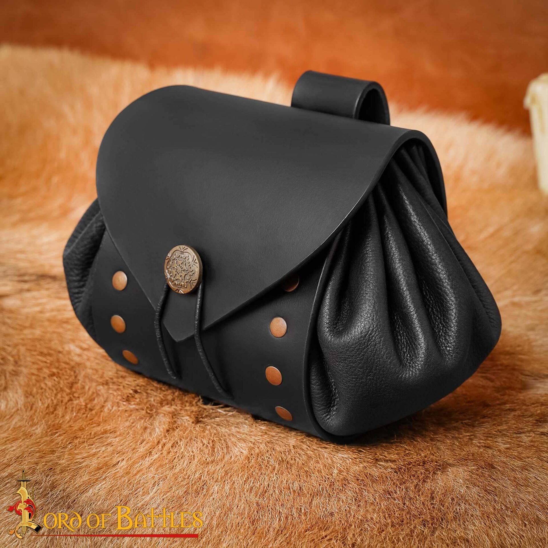 Bolsa de cinturón medieval en piel con botón de latón - imagen 4