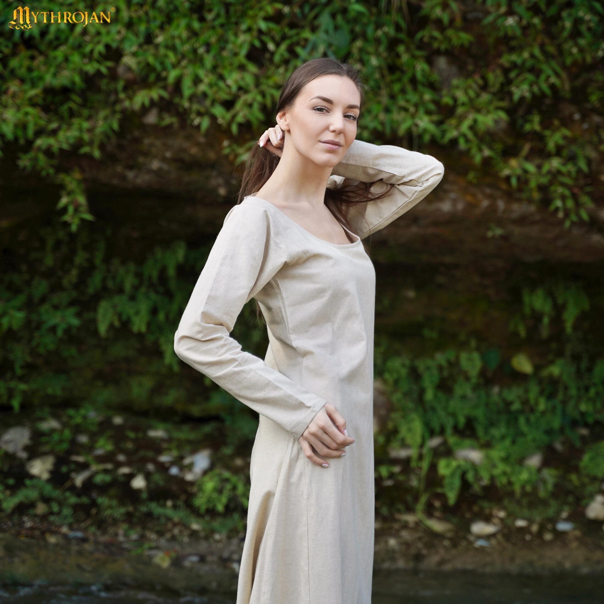 Vestido interior medieval de lino, cuello redondo y mangas largas - imagen 7