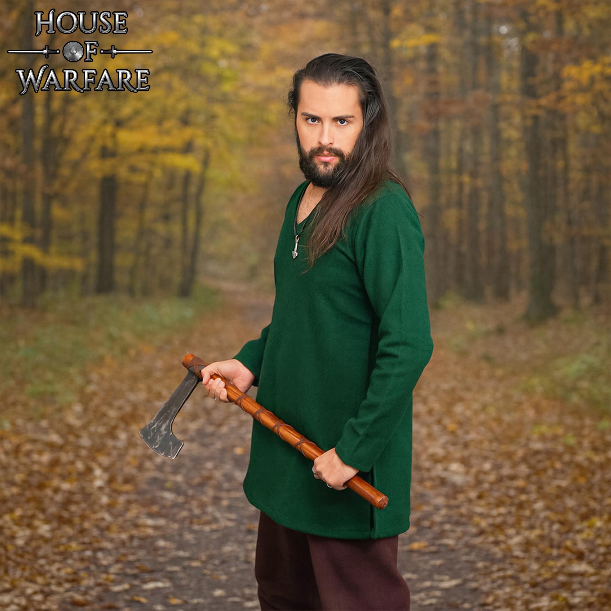 Imagen única de: Túnica medieval de lana verde — escote en V y mangas largas - Con Defecto