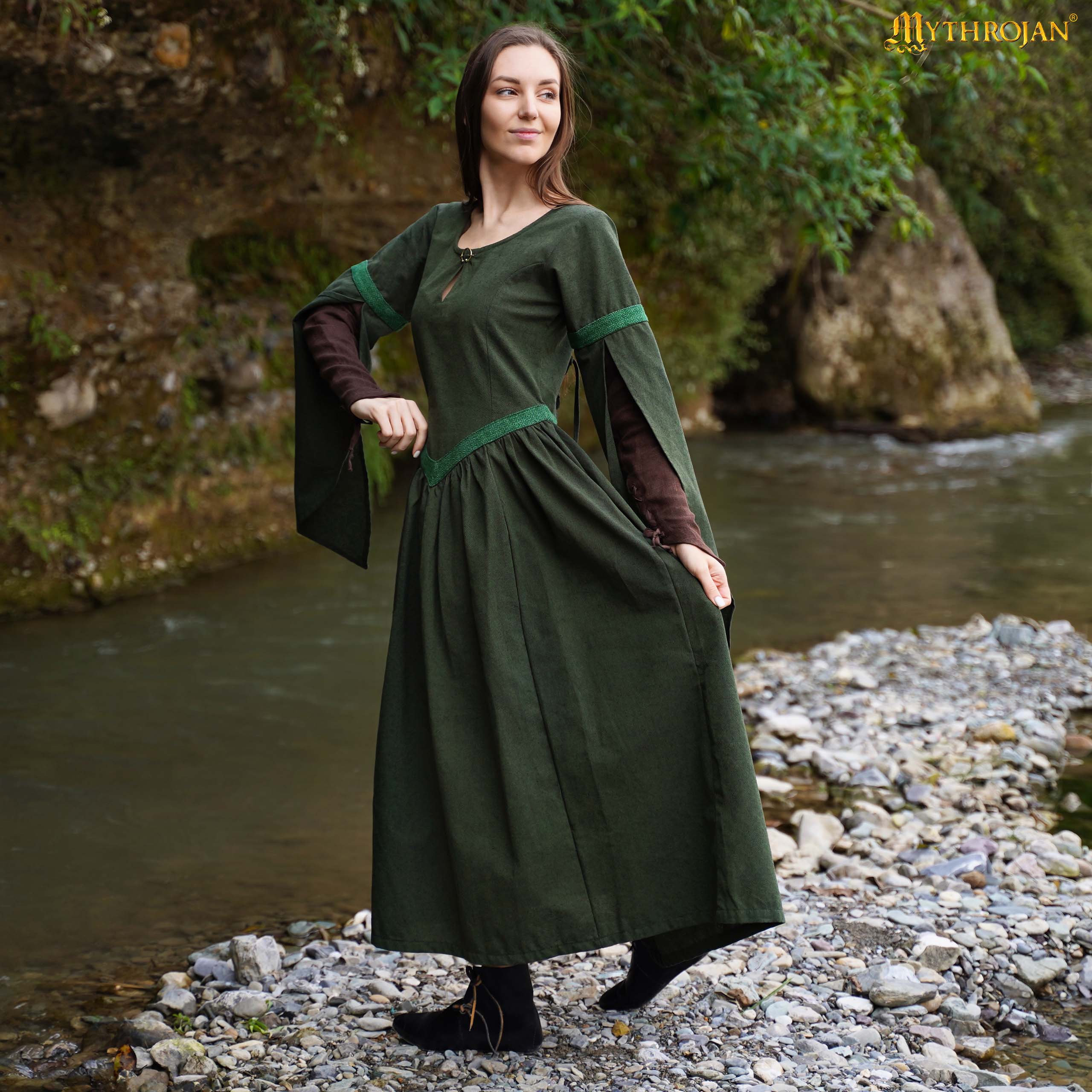 Vestido medieval Enchantress de algodón con mangas de lino