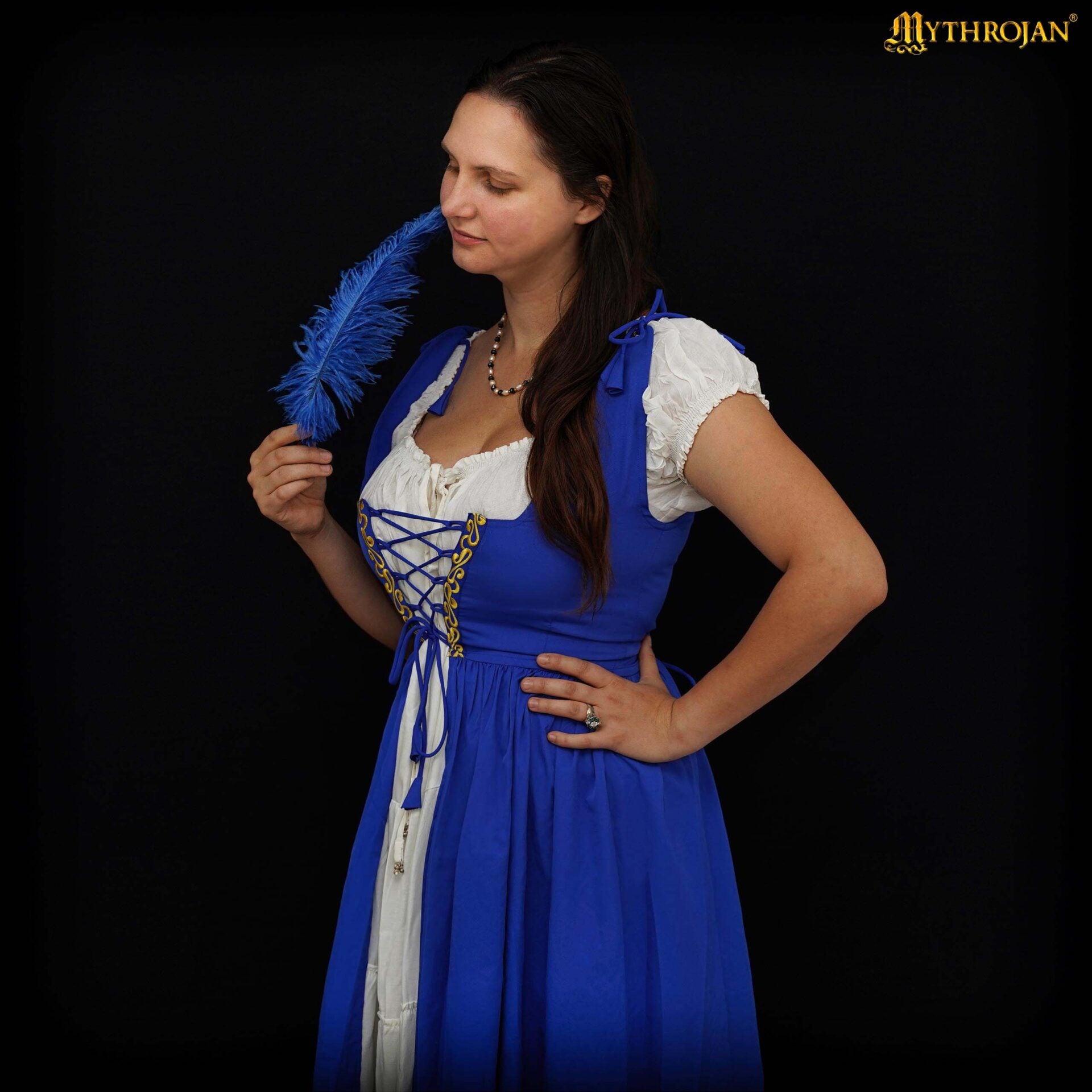 Vestido medieval irlandés bordado con chemise blanca — Renacentista para LARP y ferias - imagen 5