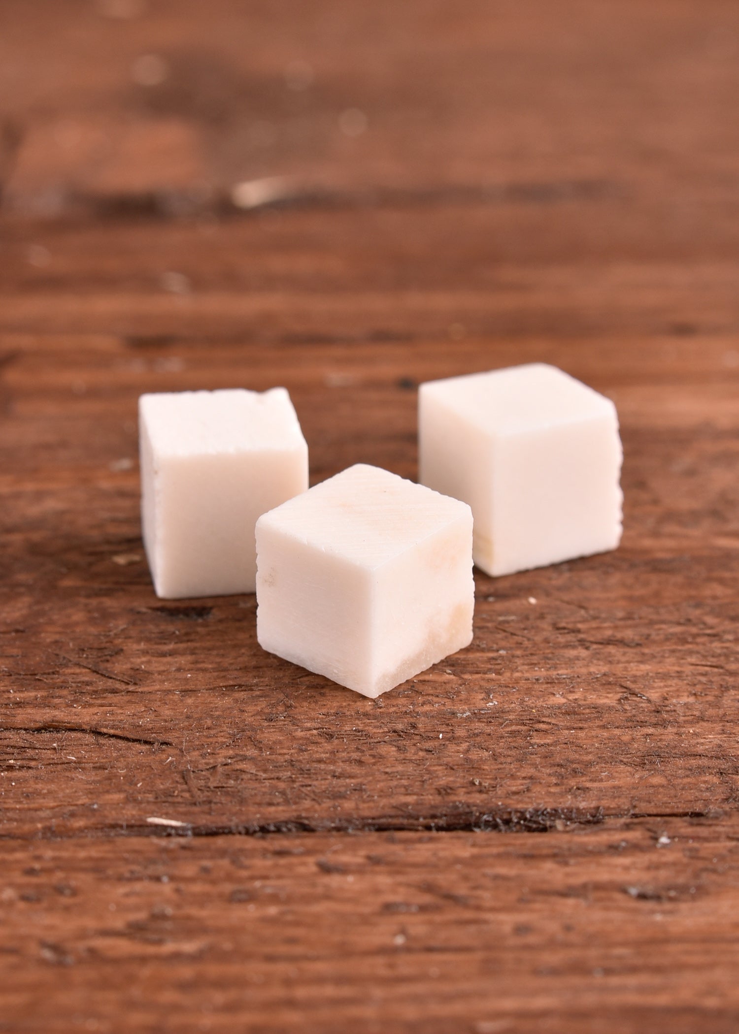 Imagen única de: Dados De Hueso Sin Puntas, 3 Piezas