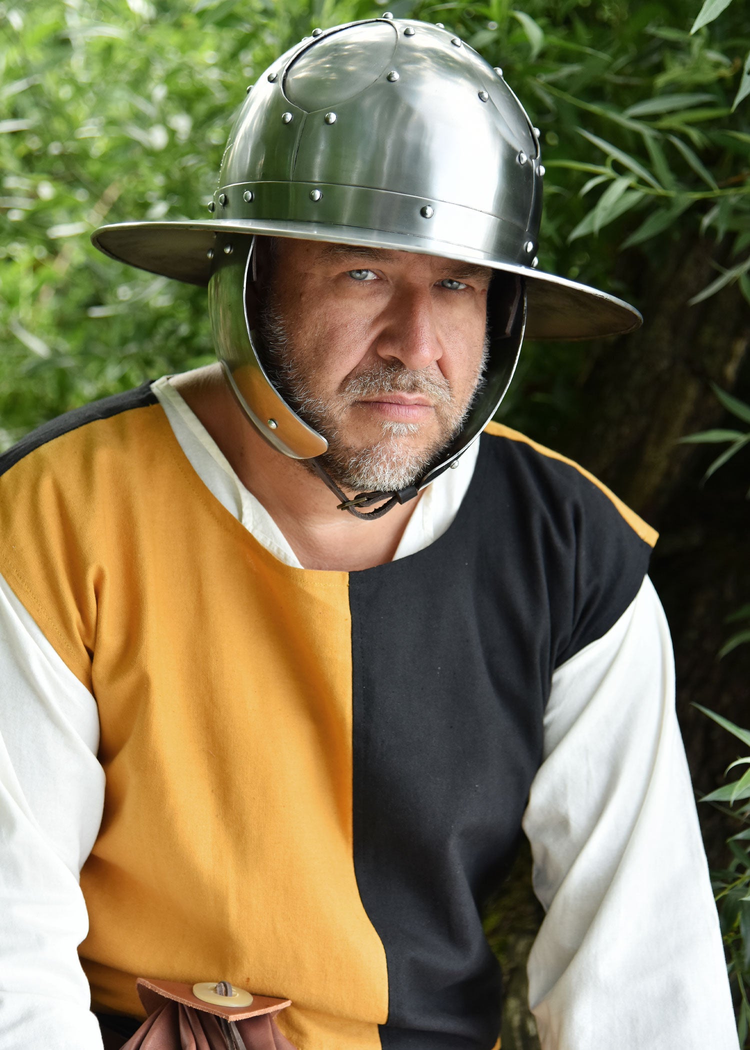 Imagen única de: Capucha Con Solapas Para Las Mejillas, Acero De 1,6 Mm