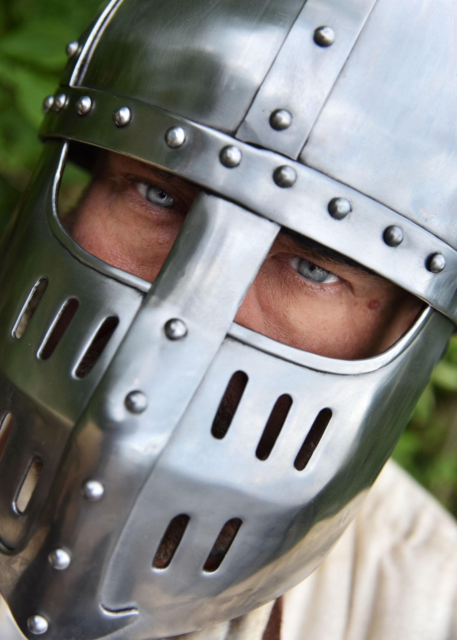 Imagen única de: Spangenhelm De La Alta Edad Media Con Placa Frontal, Acero De 2 Mm