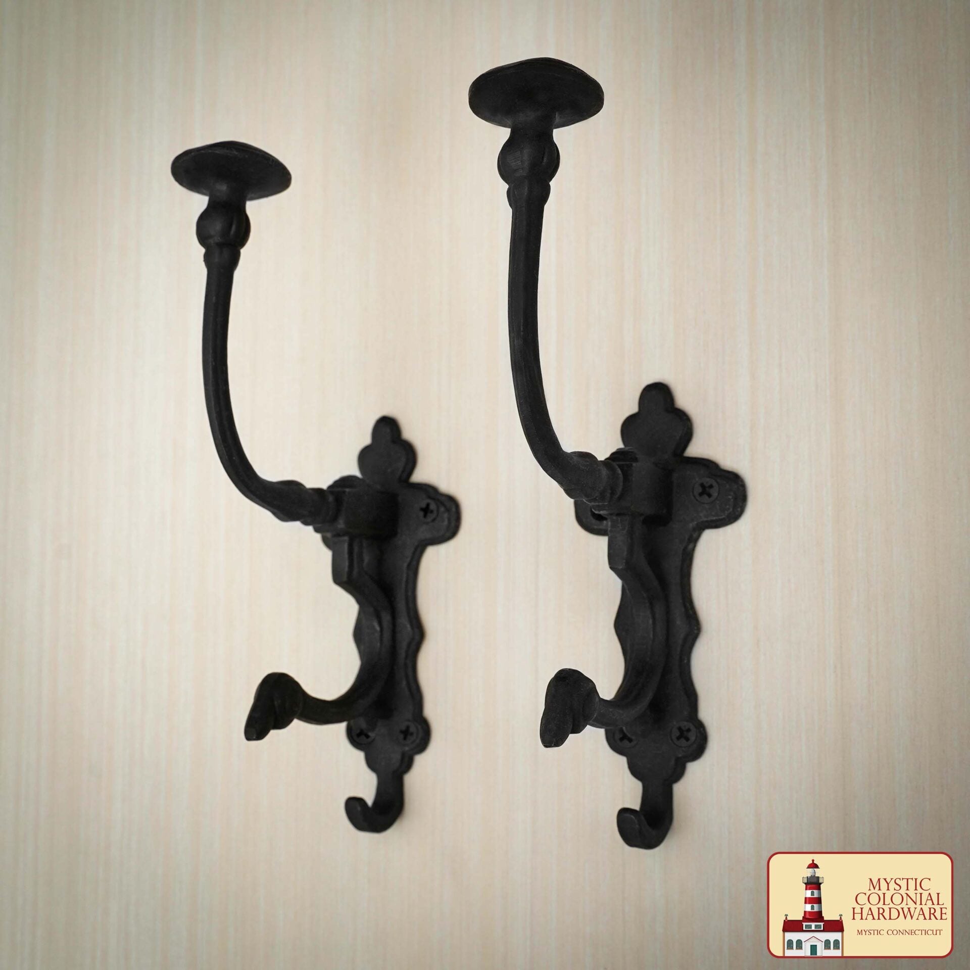 Imagen única de: Ganchos de Pared Rústicos de Hierro Fundido, Ganchos Utilitarios Retro Resistentes para Colgar Abrigos, Bolsos, Toallas, Batas, Sombreros y Más, Paquete de 2, Negro : Grande