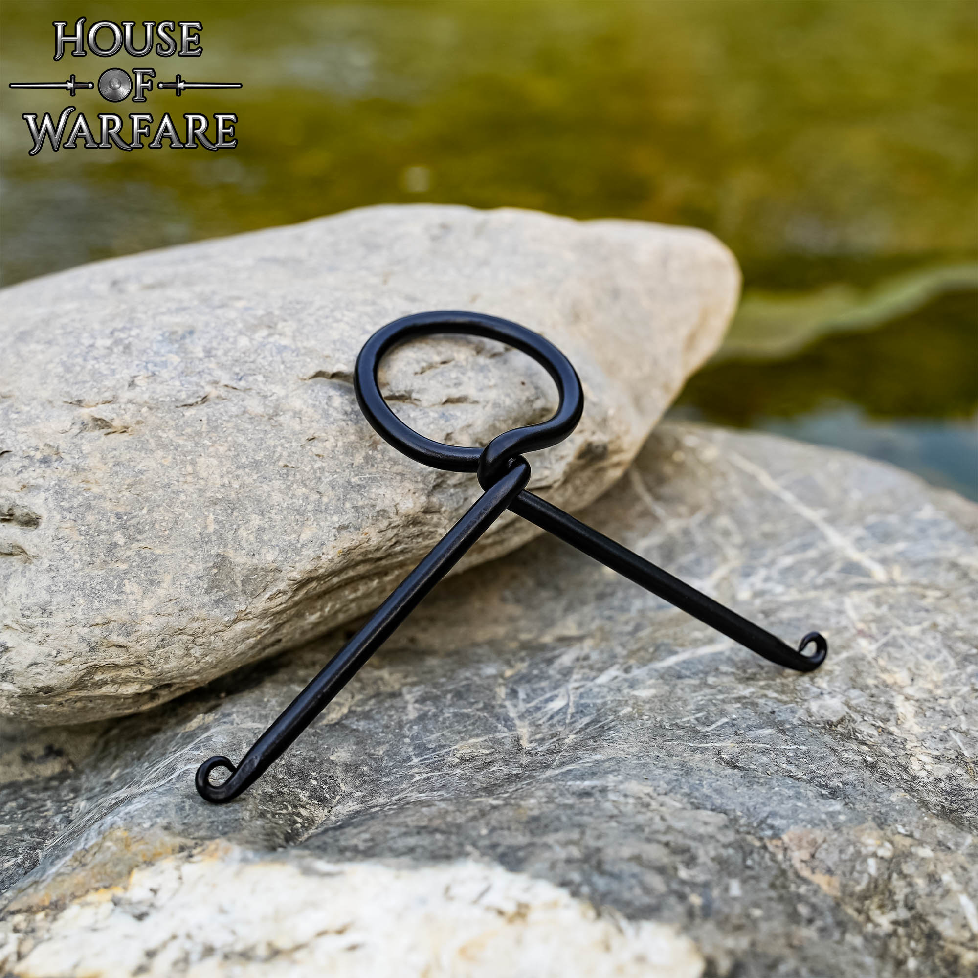 Soporte para Cuerno de Hierro Forjado a Mano - Expositor Medieval para Fiestas Vikingas y Medievales - Imagen 1