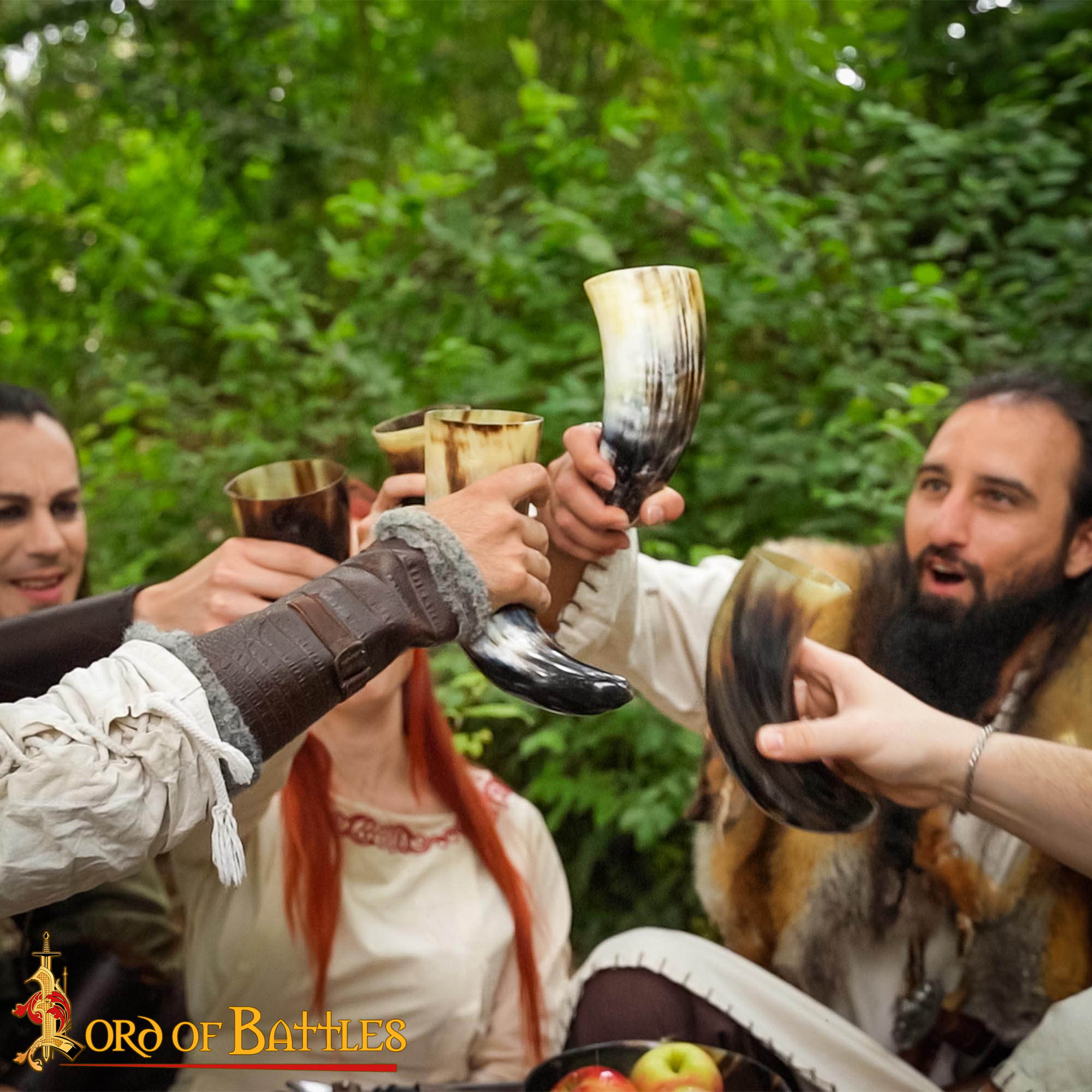 Imagen única de: Juego de 4 cuernos vikingos de beber 250 ml - cuerno de buey genuino - imagen 7