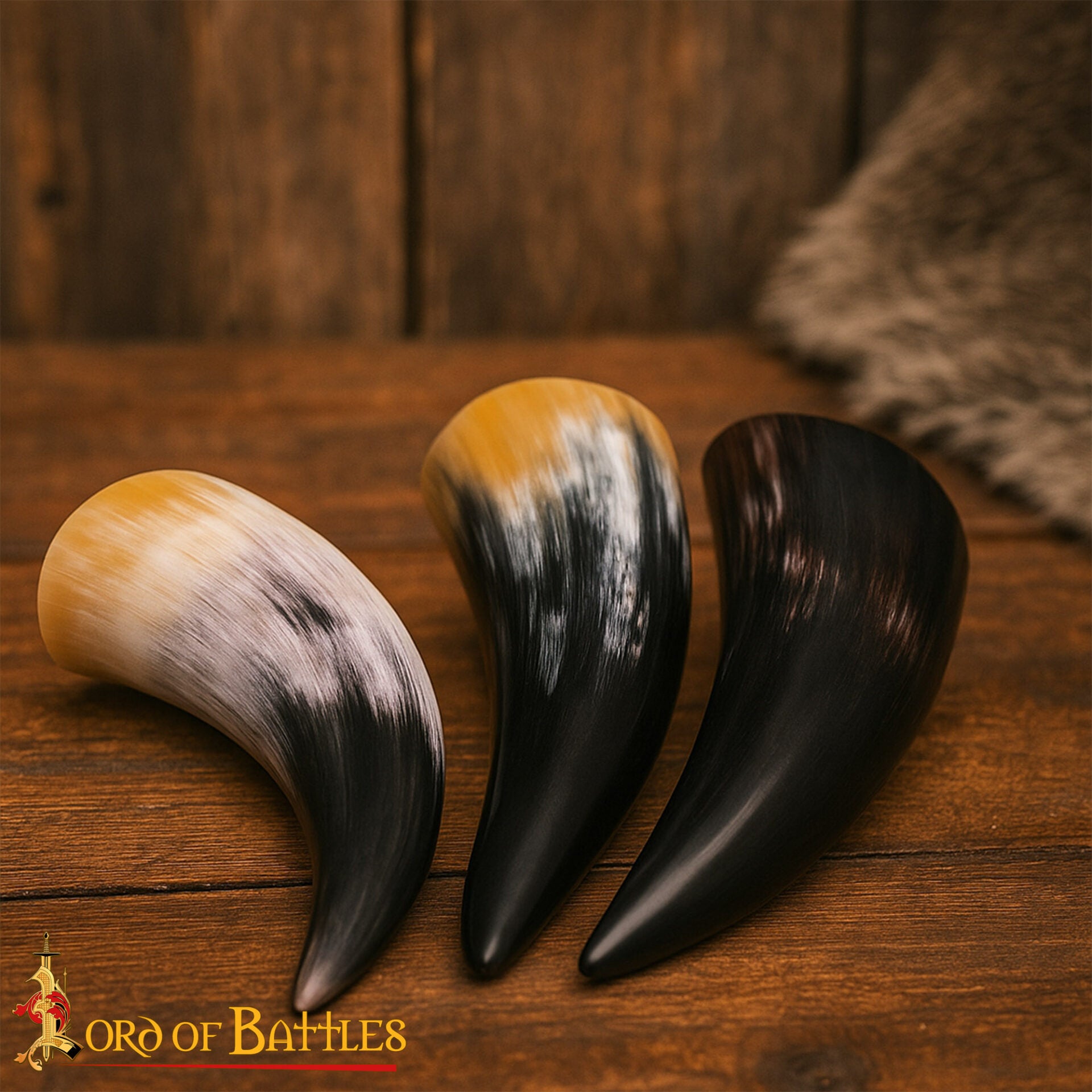 Imagen única de: Cuerno Vikingo de Buey Natural Hecho a Mano (Juego de 3)