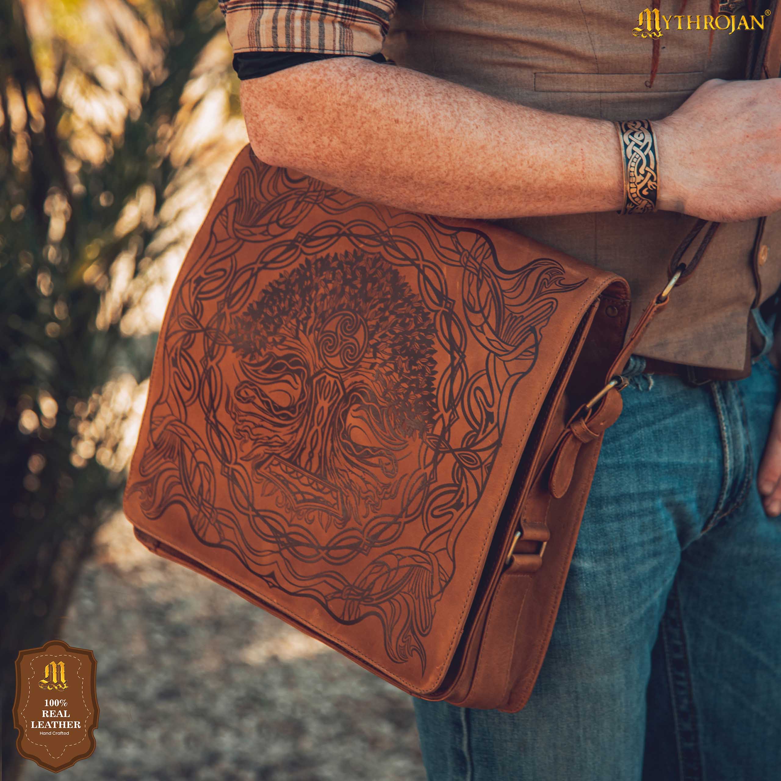 Bandolera vikingo de cuero genuino con Mjolnir - 14" - imagen 2