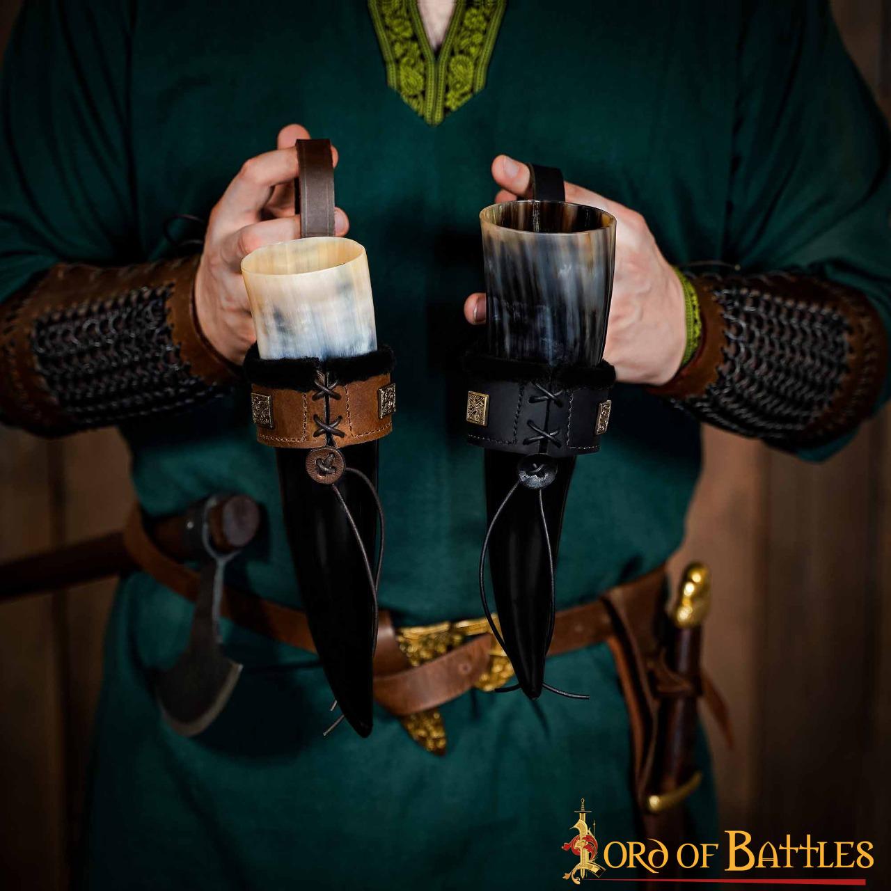 Porta-cuerno forrado de cuero 400 ml - Venturer of the Realm - imagen 11
