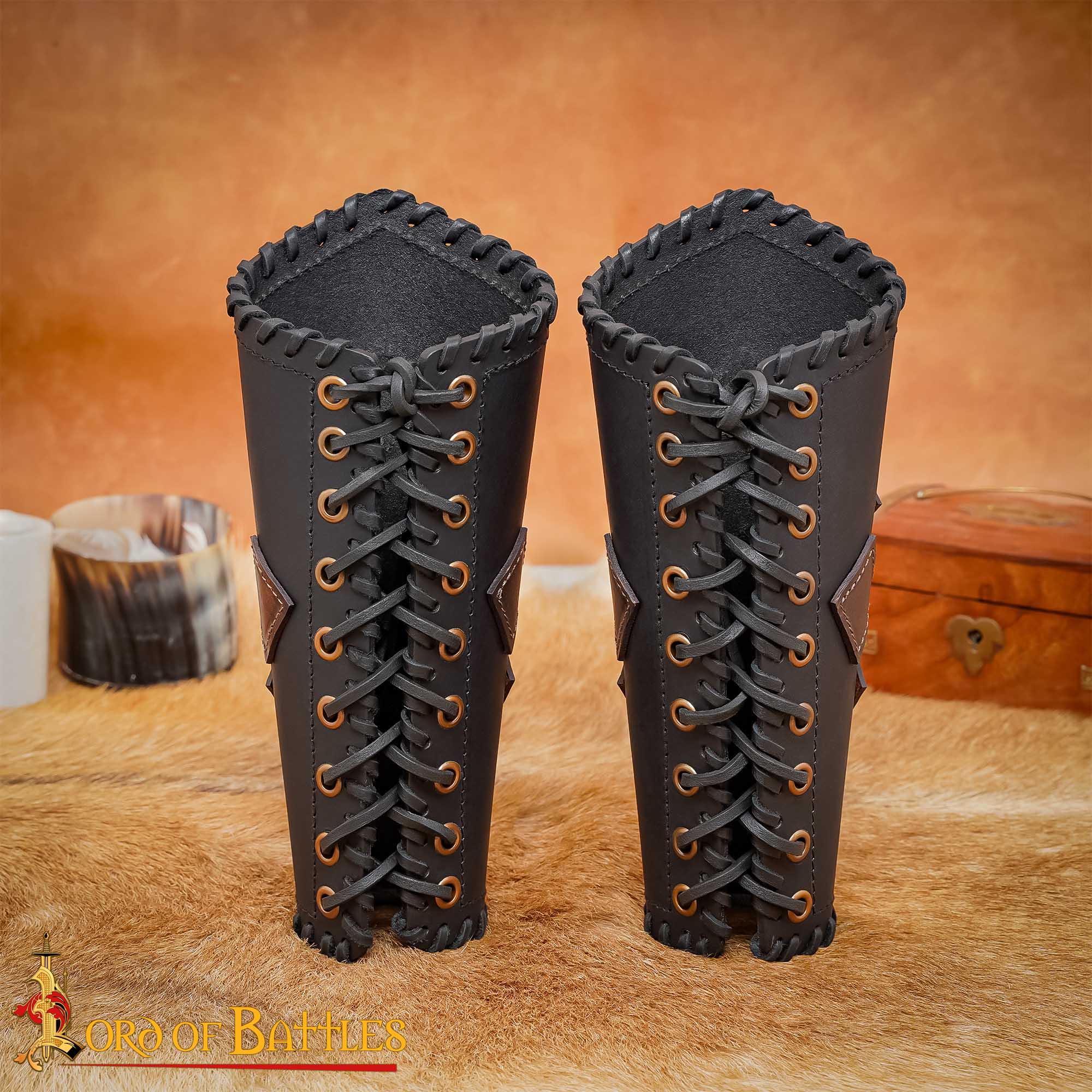 Brazales de cuero artesanal para LARP y cosplay - imagen 4