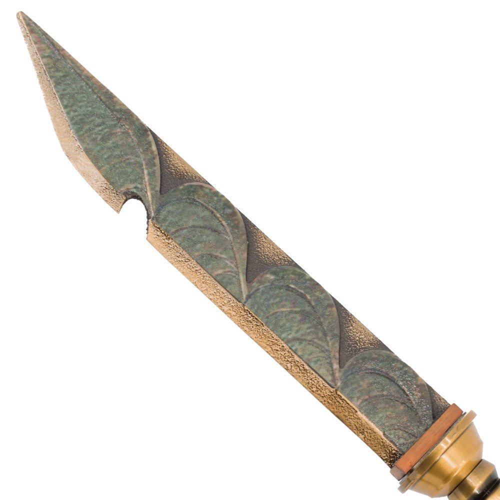 Imagen única de: Espada Decorativa Sireso de Gustave - Clair Obscur: Expedition 33