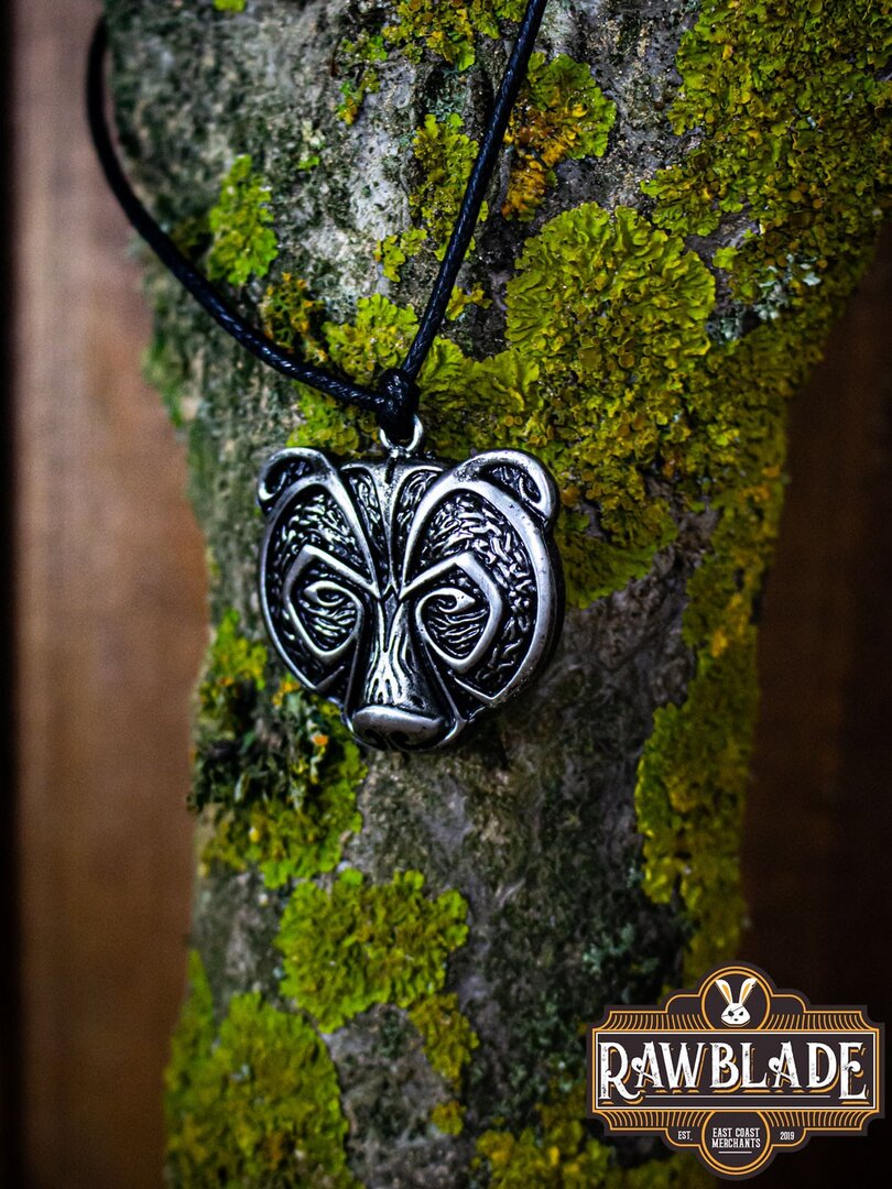 Imagen única de: Colgante Del Clan Del Oso