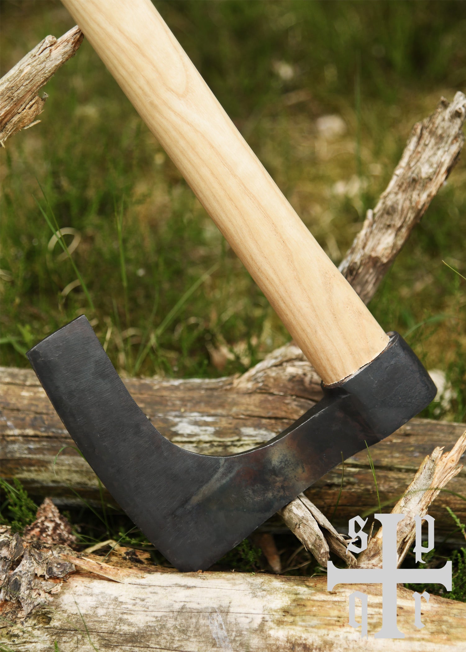 Imagen única de: Hacha Barbuda Vikinga, Forjada A Mano.