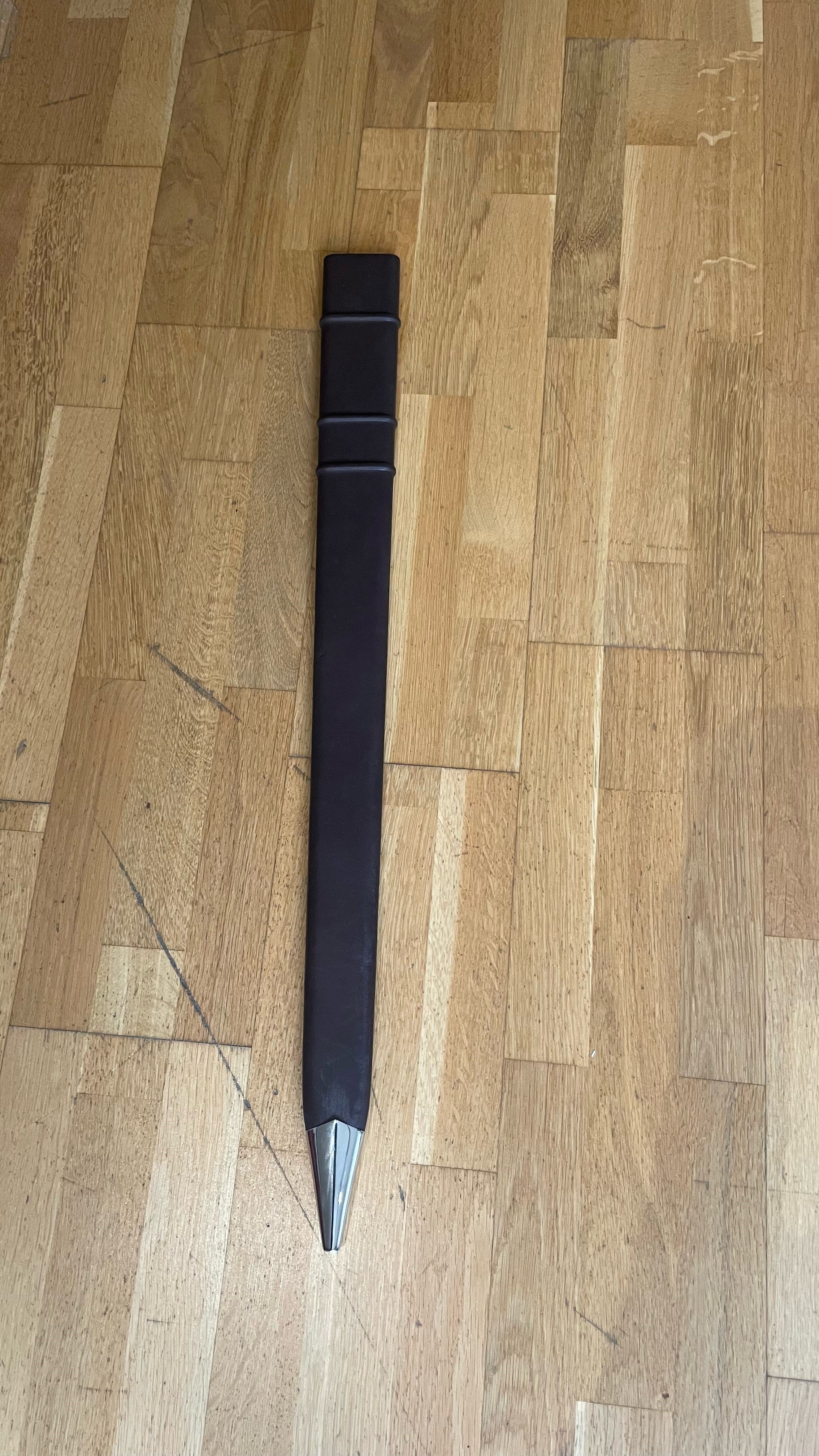 Imagen única de: Espada Del Período Vendel De Gotland (Broa), Siglo Viii, Mango De Bronce, Con Ligeros Defectos