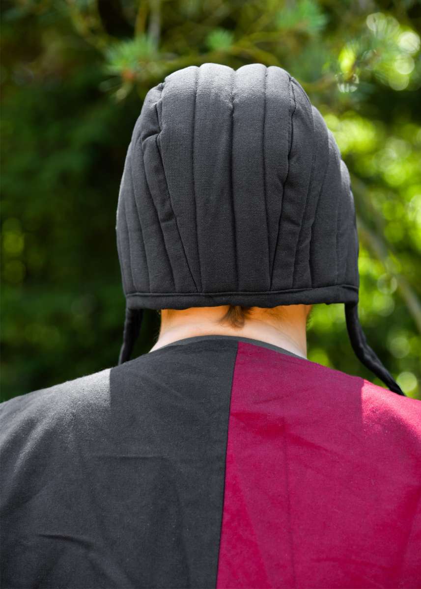 Hooded with padded waist, black