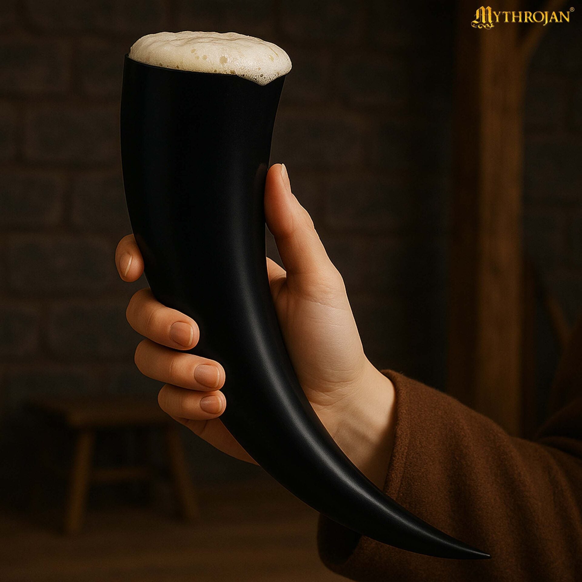 Imagen única de: Cuerno vikingo para beber Mythrojan — Jarra de hidromiel