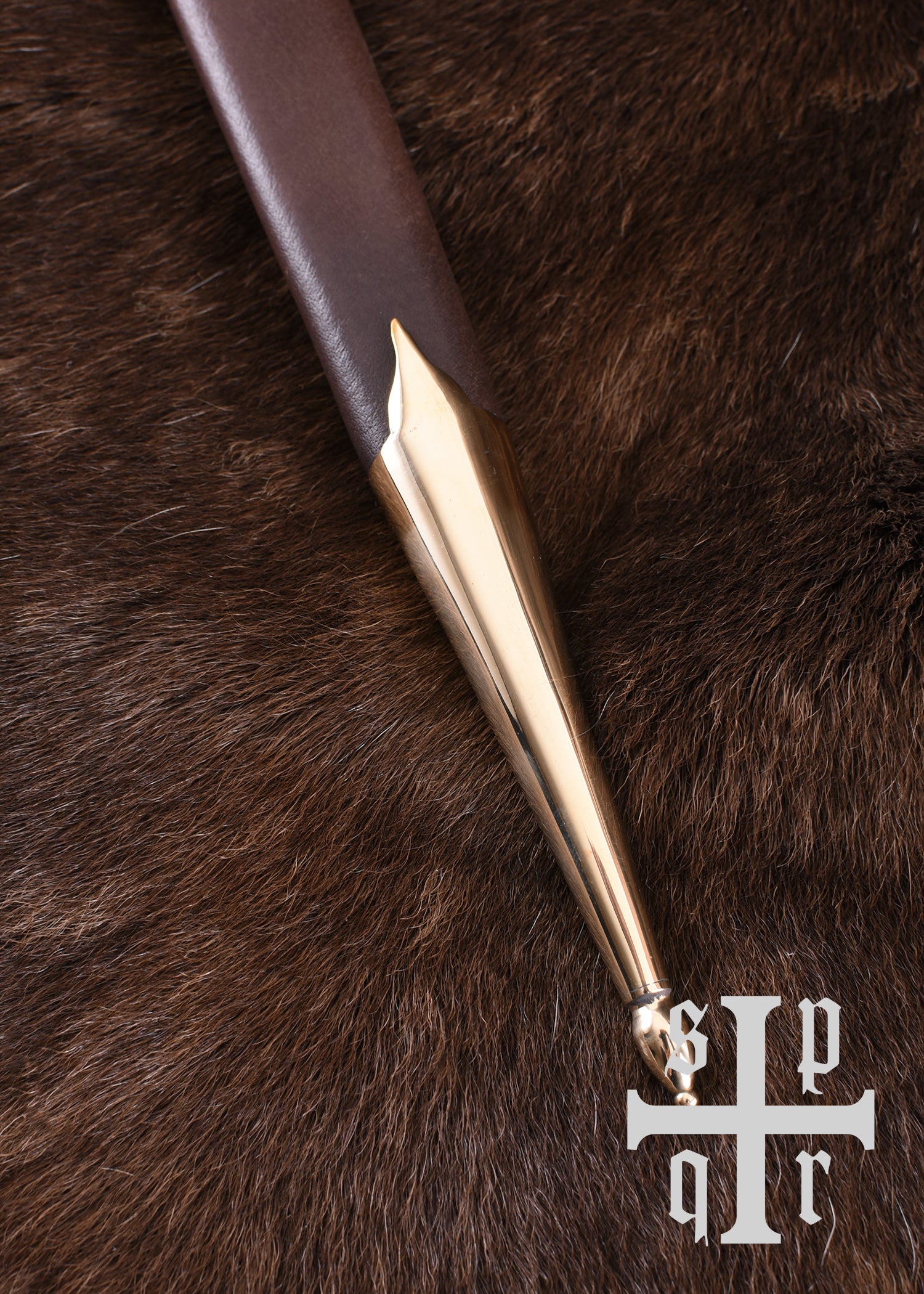 Imagen única de: Daga Renal Alemana Con Funda De Cuero, Siglo Xv.