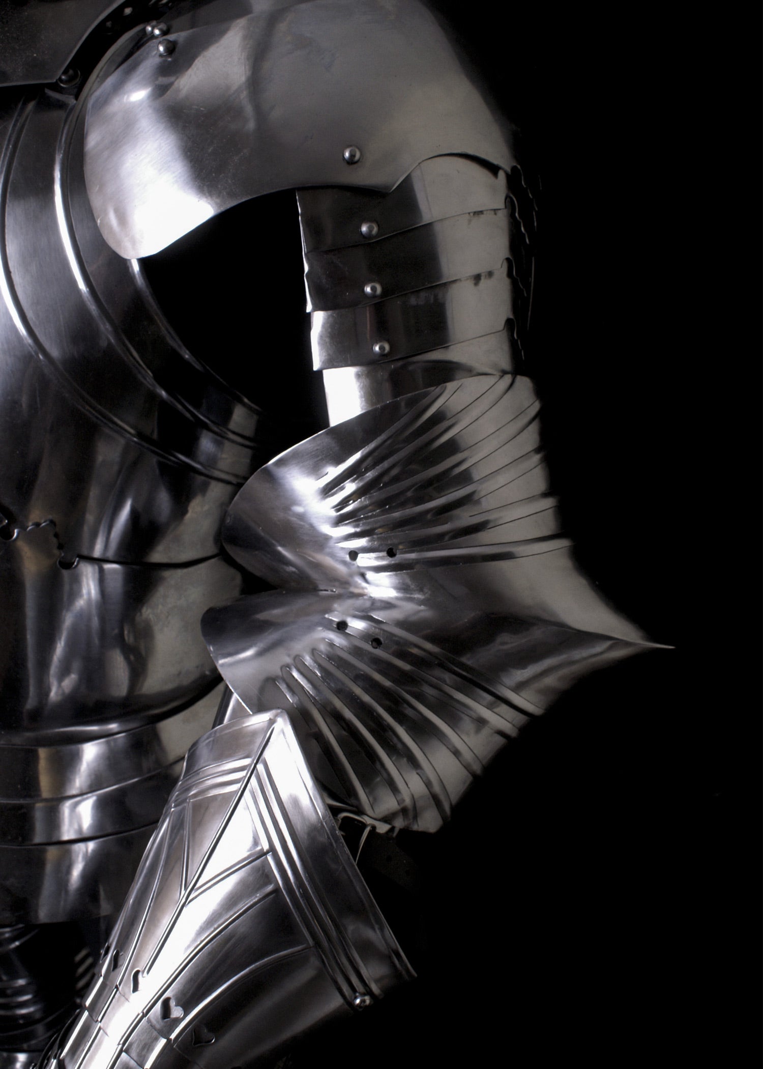 Imagen única de: Armadura De Caballero Gótico, Armadura De Placas Completa.