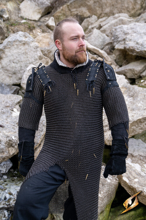 Imagen única de: Armadura De Hombro De Ante Woodsman