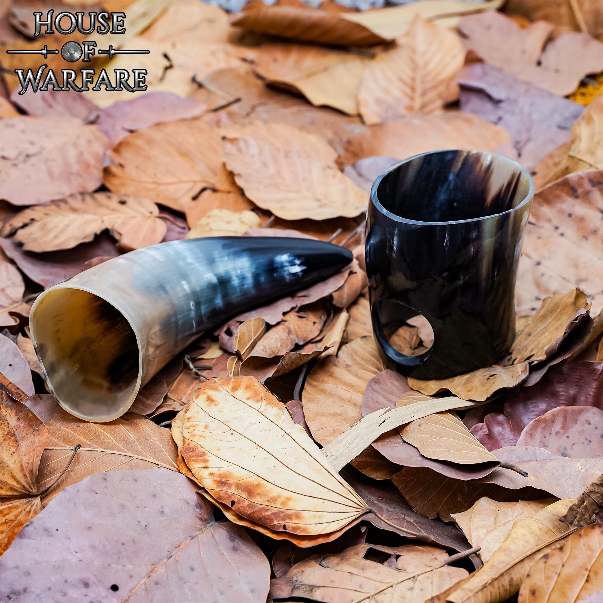 Imagen única de: Vikingo Cuerno de Buey Pulido para Beber con Soporte