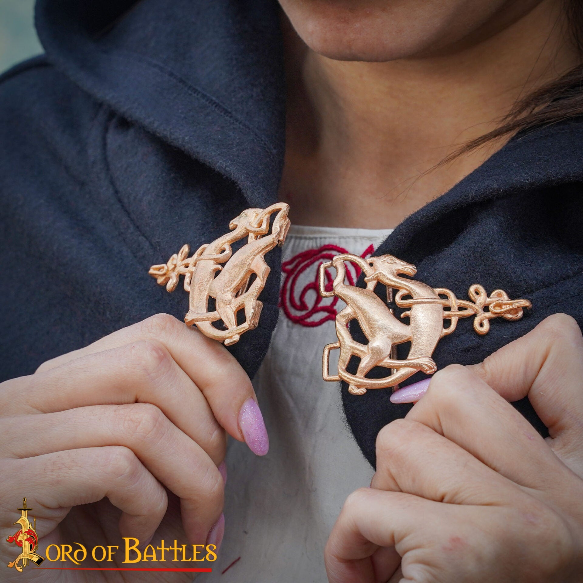 Broche de manto celta con ciervos en bronce – fundición a la cera perdida - imagen 10