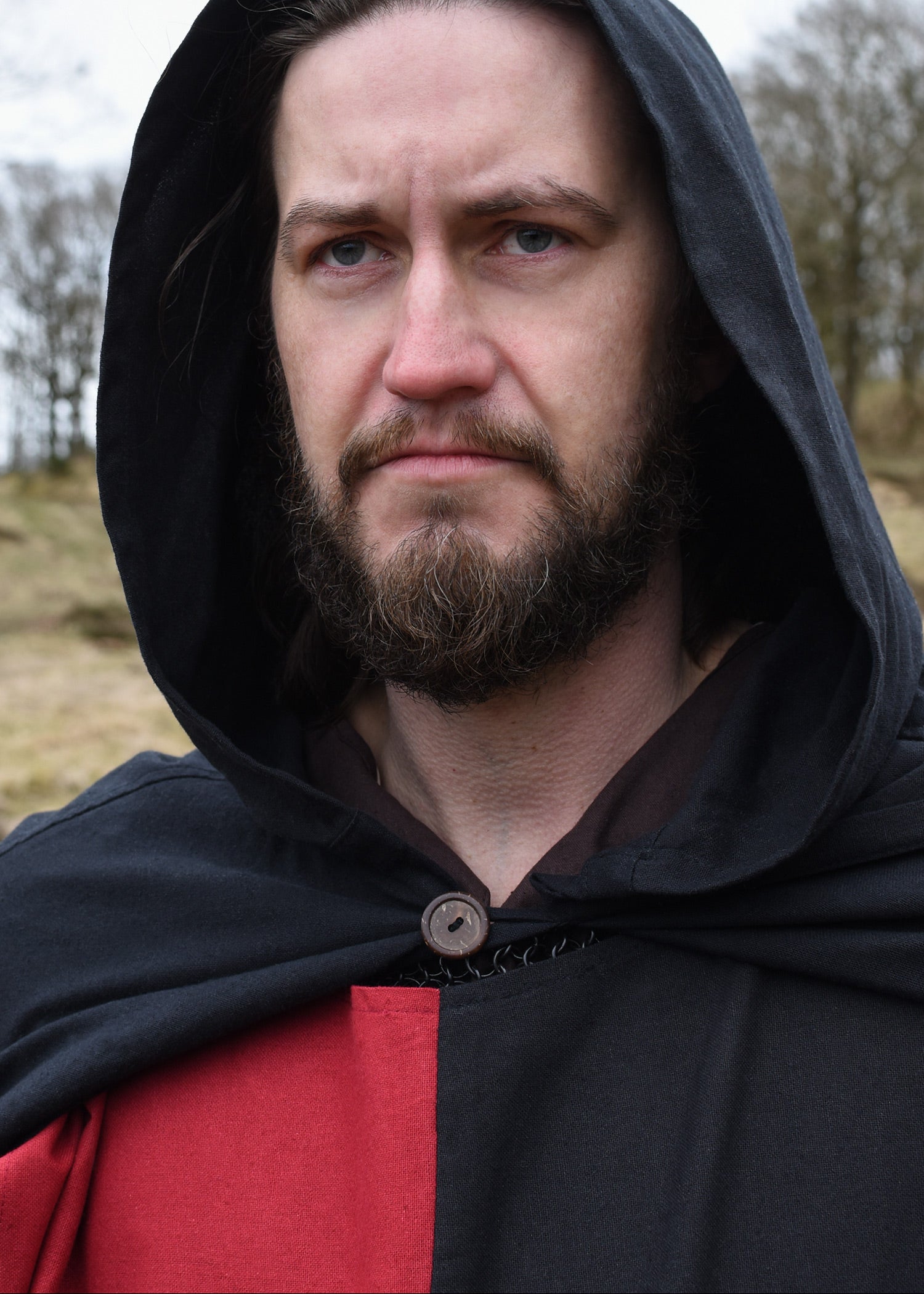 Imagen única de: Túnica Medieval Eckhart, Mi-parti, Negro/rojo