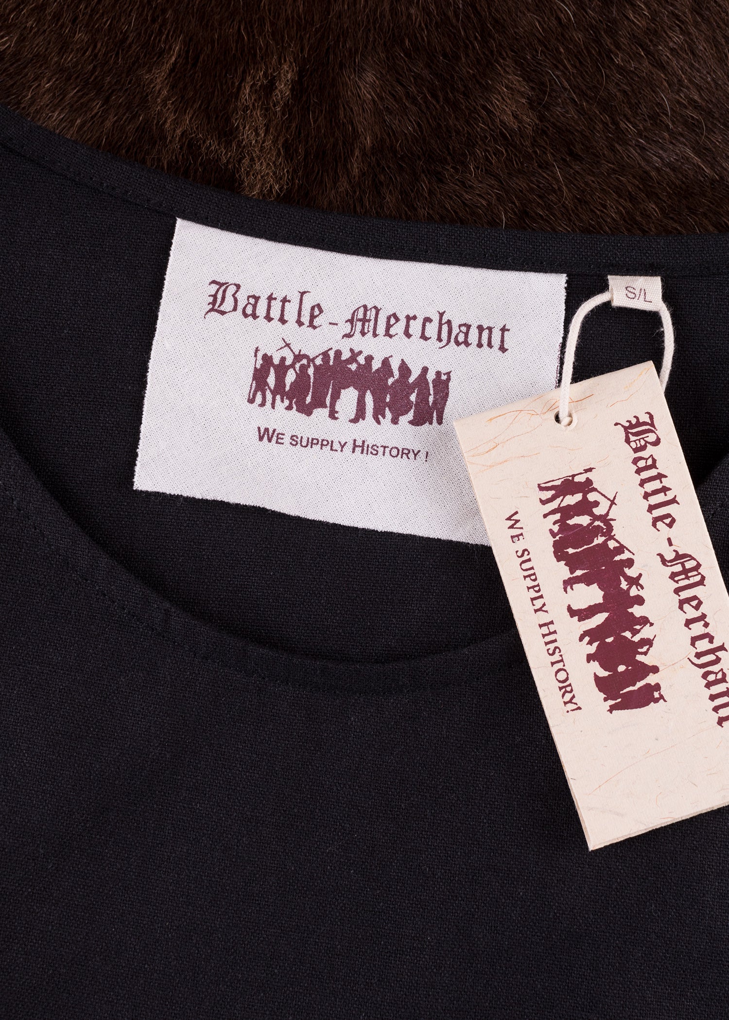 Imagen única de: Tabardo Medieval, Johanniter, Negro/natural