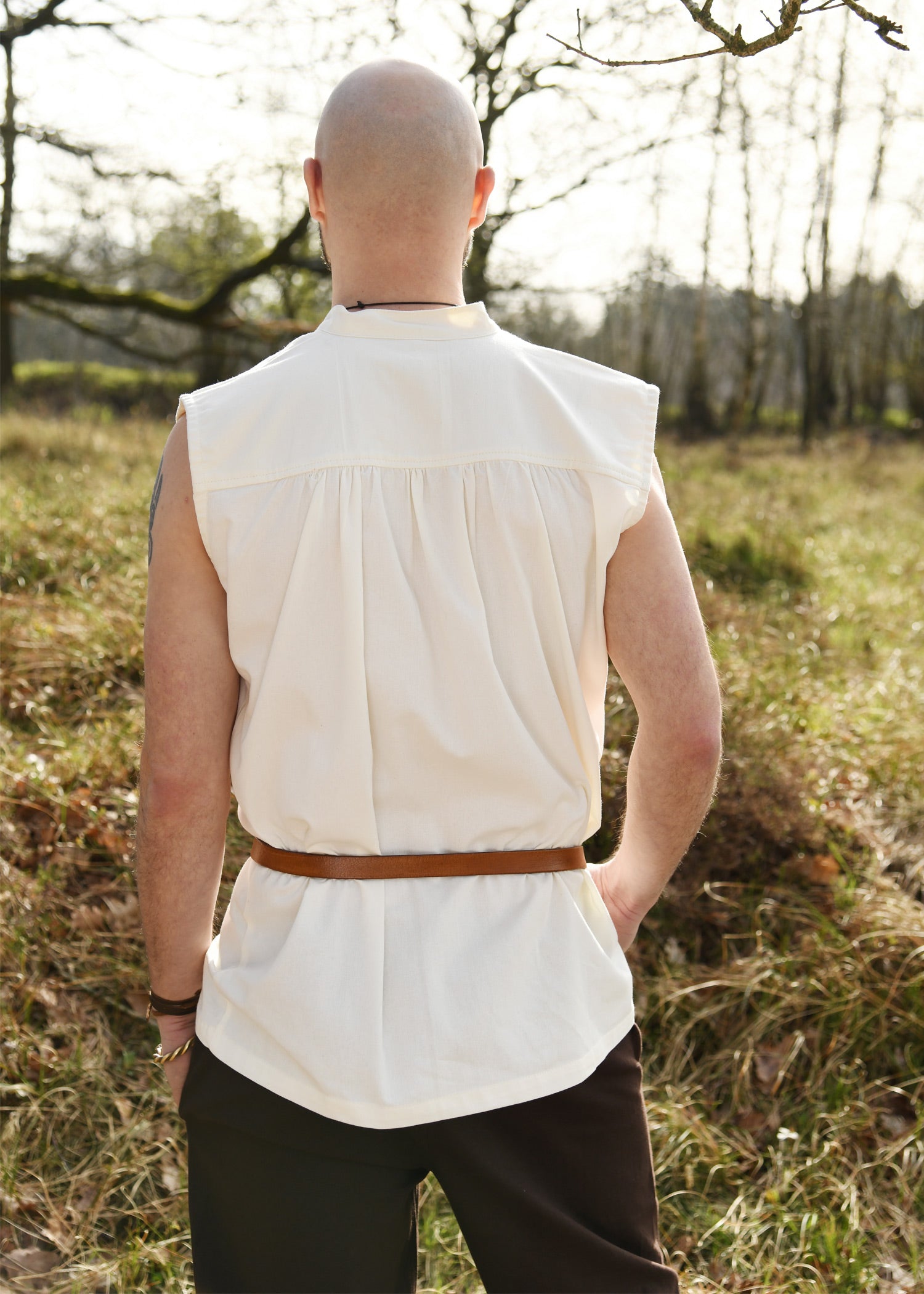 Imagen única de: Camisa Medieval Konstantin, Sin Mangas, Natural