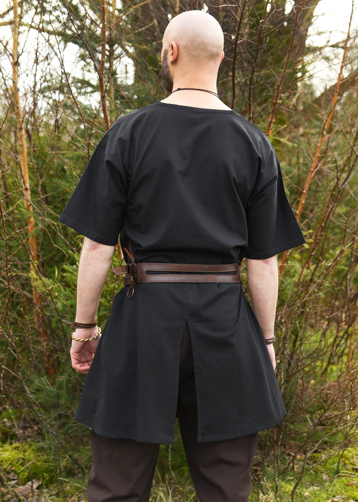 Imagen única de: Túnica Medieval Jasper, Manga Corta, Negro