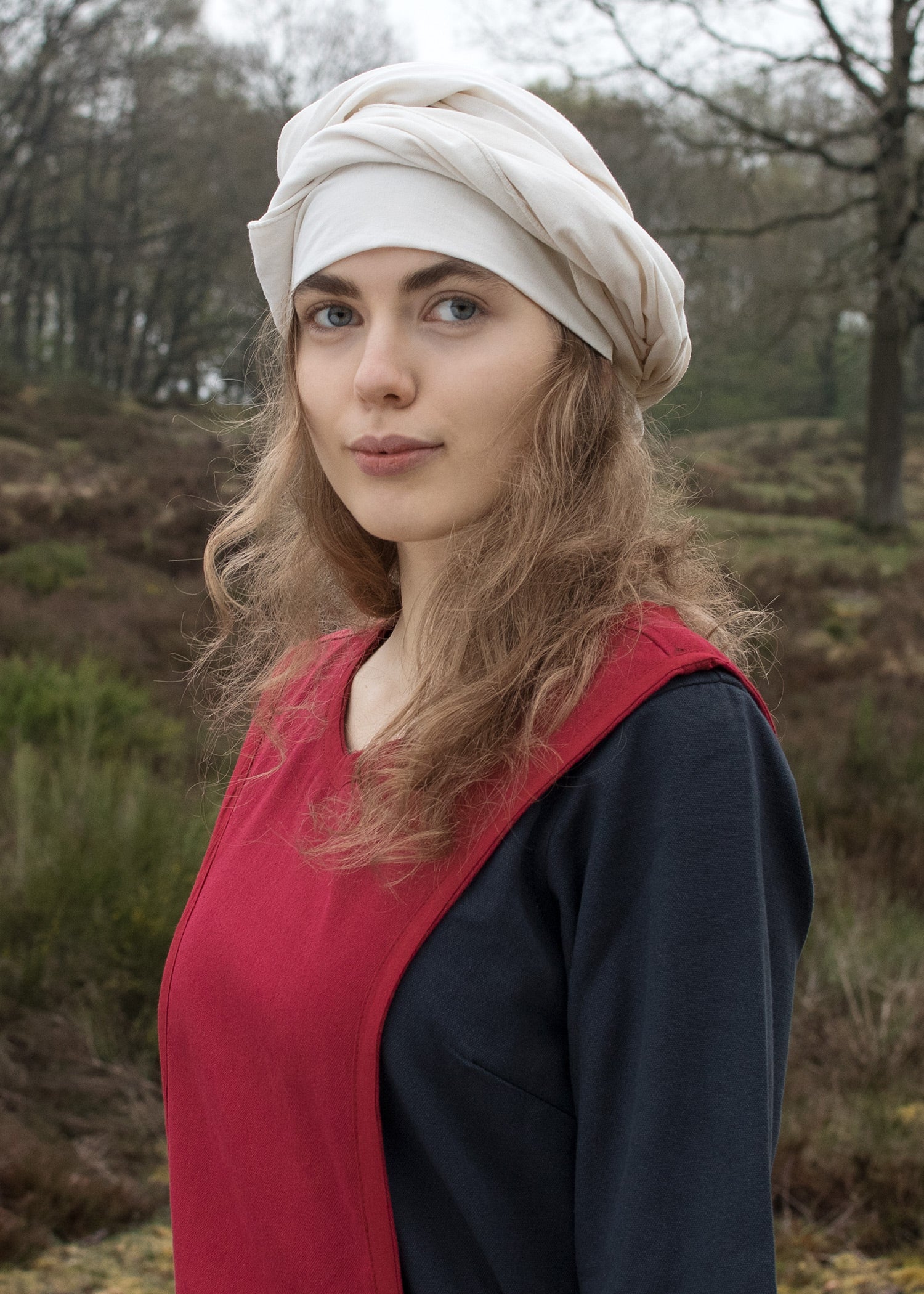 Imagen única de: Vestido Medieval, Surcot Andra, Rojo