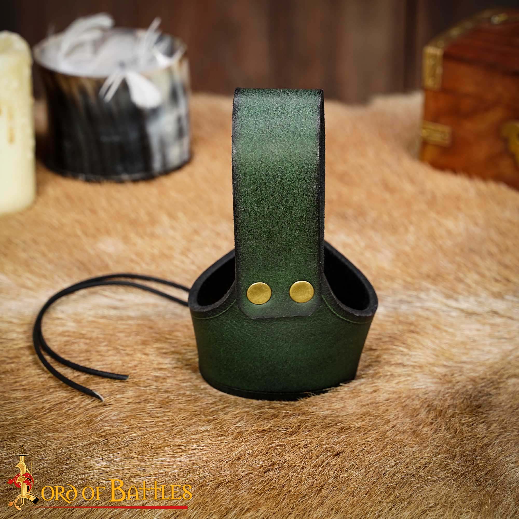 Funda para cuerno de cuero con nudo celta y remaches de latón (S, L) - imagen 48