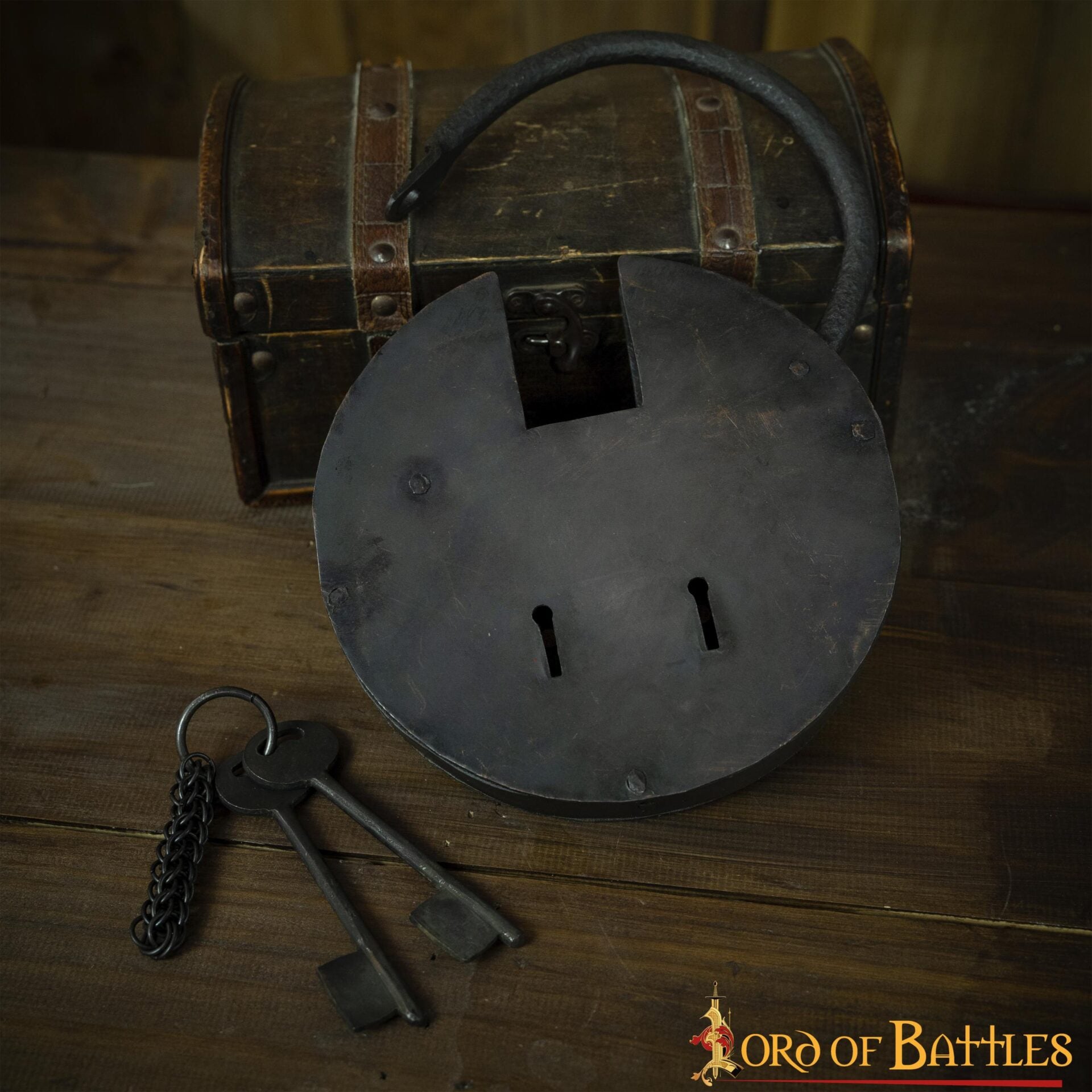 Imagen única de: Candado antiguo de hierro forjado con llaves funcionales - Con Defecto