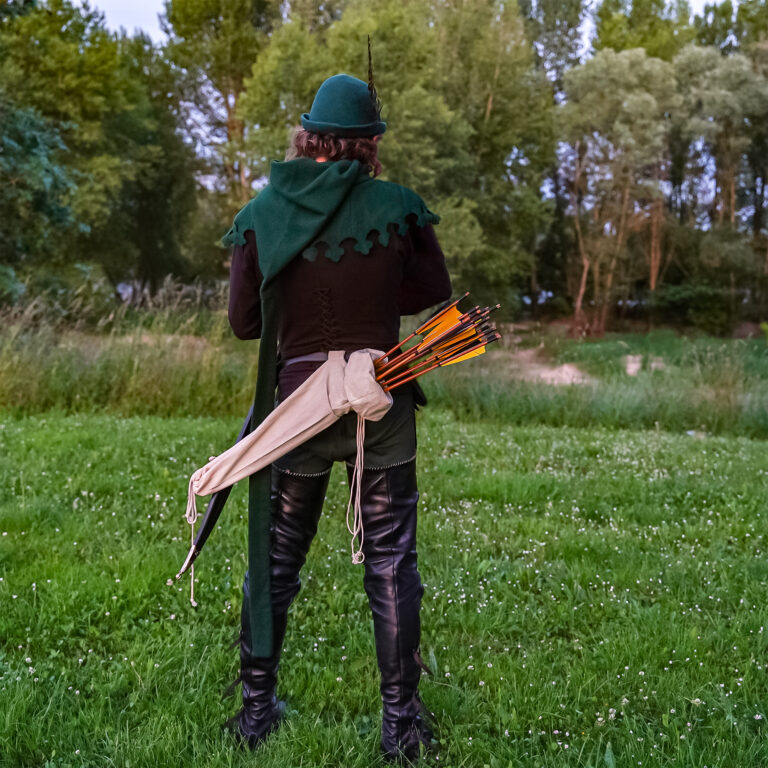 Aljaba medieval de lienzo hecha a mano para flechas - 83 cm - Con Defecto