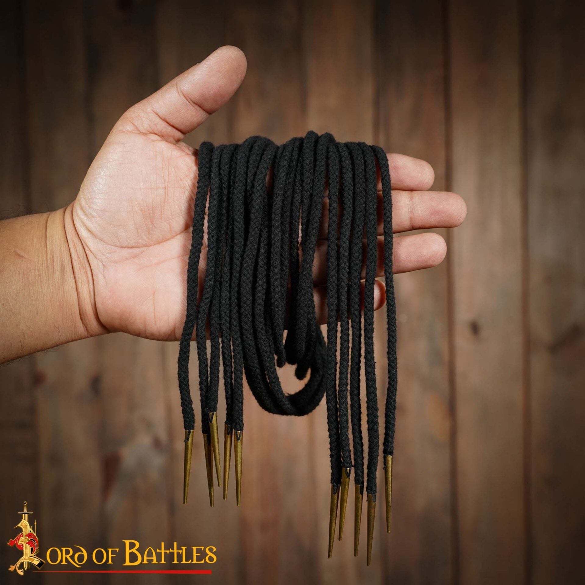Imagen única de: Cordones de Algodón Negro con Remates de Latón Macizo - Juego de 5 Corbatas Medievales