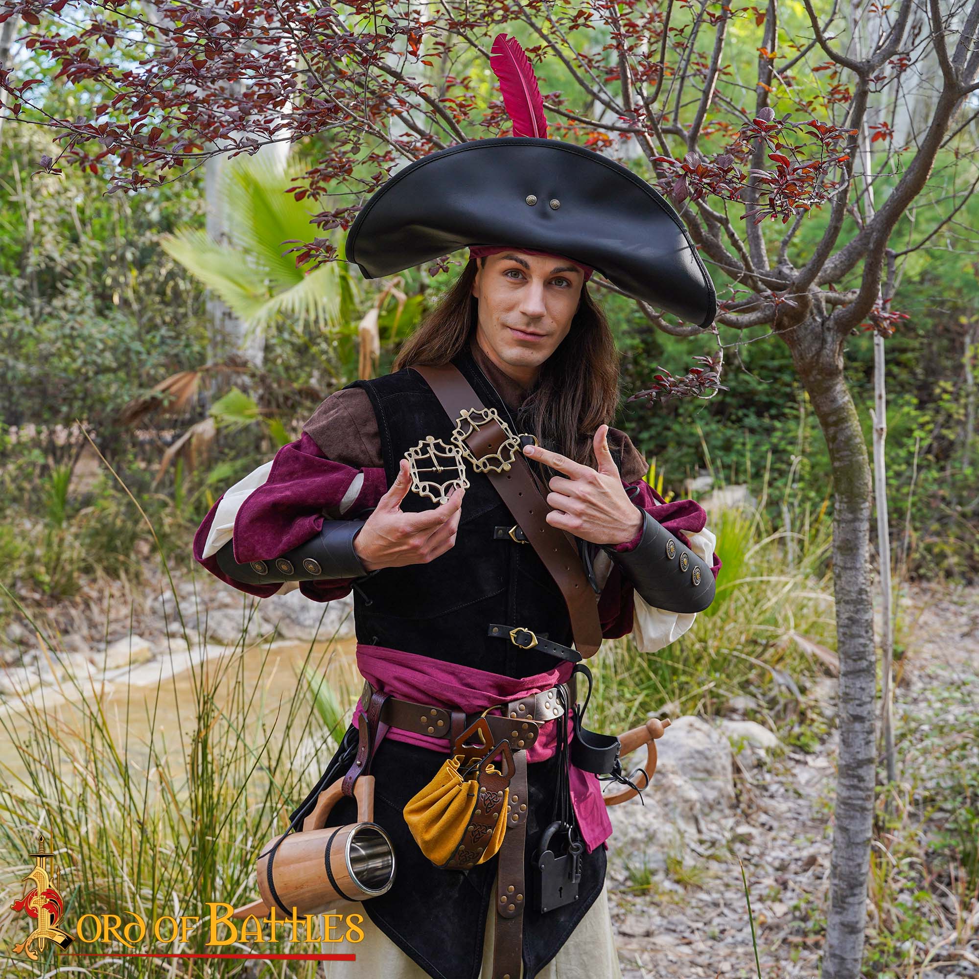 Imagen única de: Pirate Baldric Leather Sword Belt - Cinturón de Hombro de Cuero Marrón Hecho a Mano con Hebilla de Latón