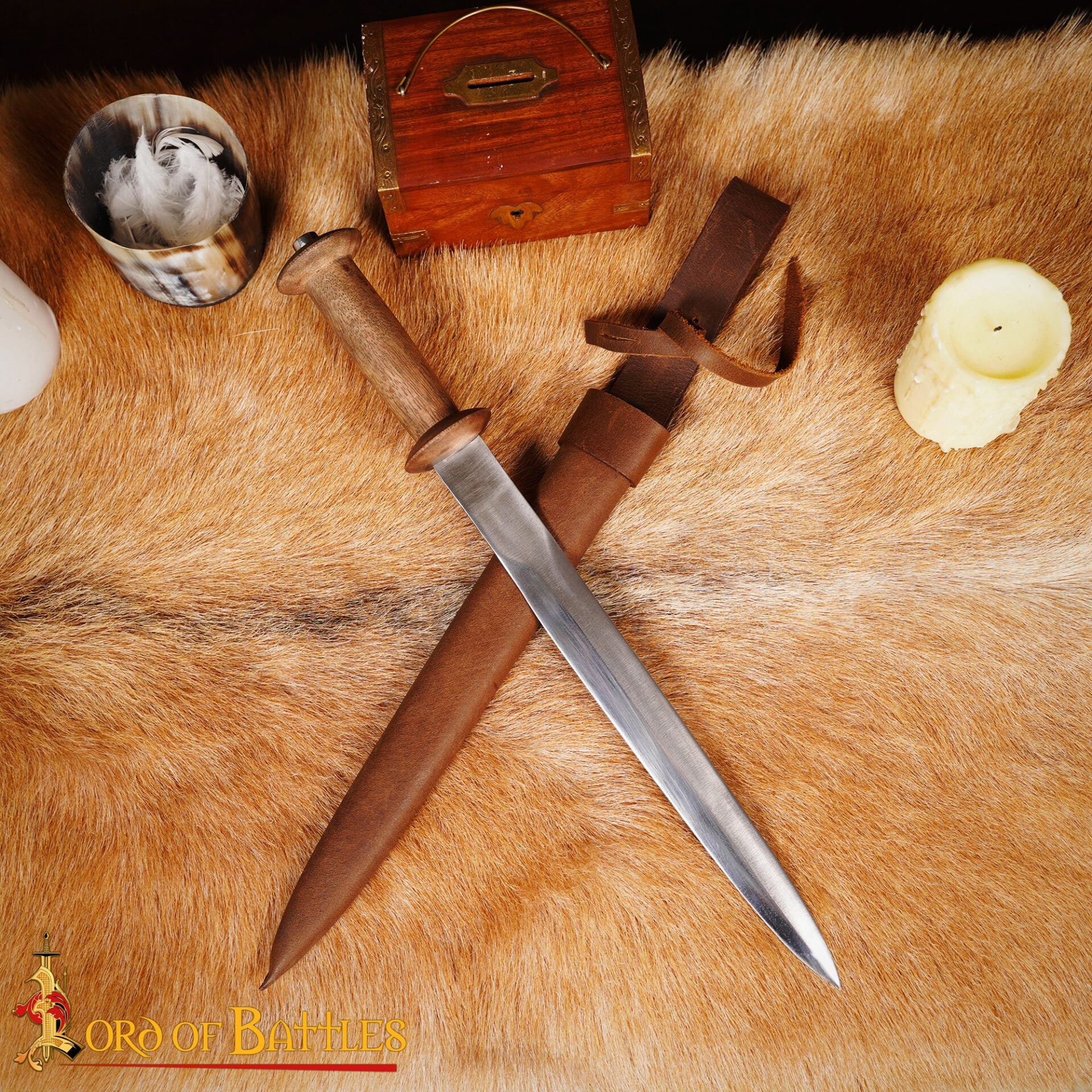 Imagen única de: Daga Rondel Artesanal - Empuñadura de Madera y Vaina
