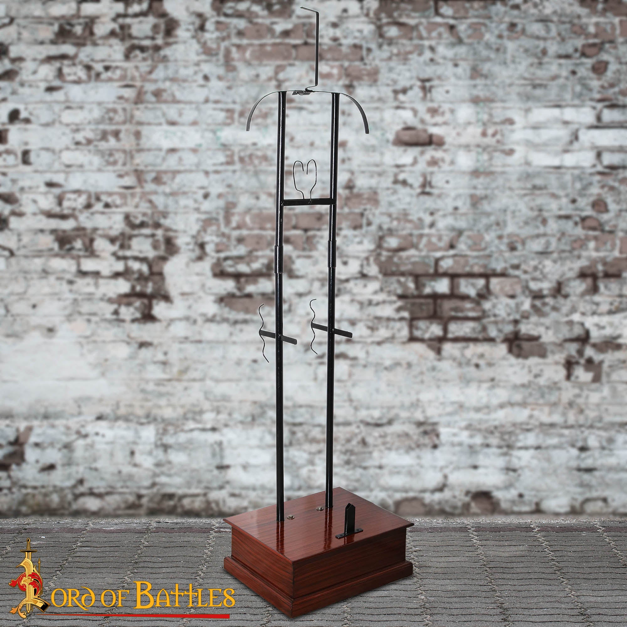 Imagen única de: Expositor Medieval de Armadura Completa - Estructura de Acero de Calibre 18 con Base de Madera Dura