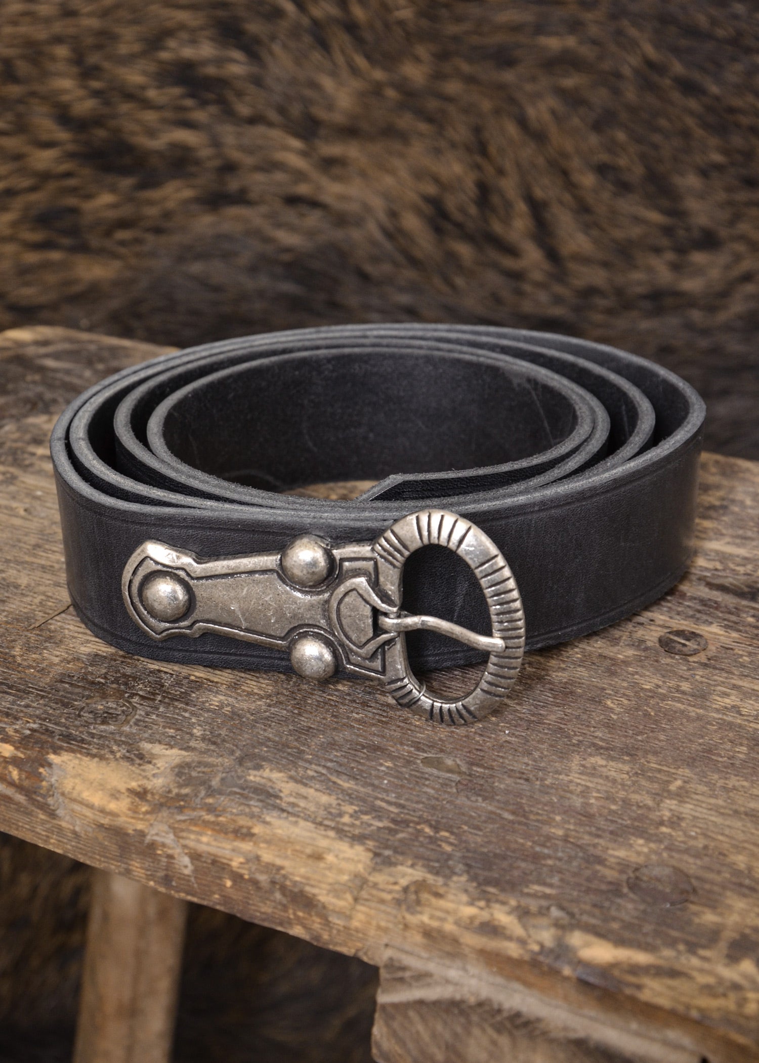 Imagen única de: Cinturón De Piel Alemana, Negro Con Hebilla Plateada.
