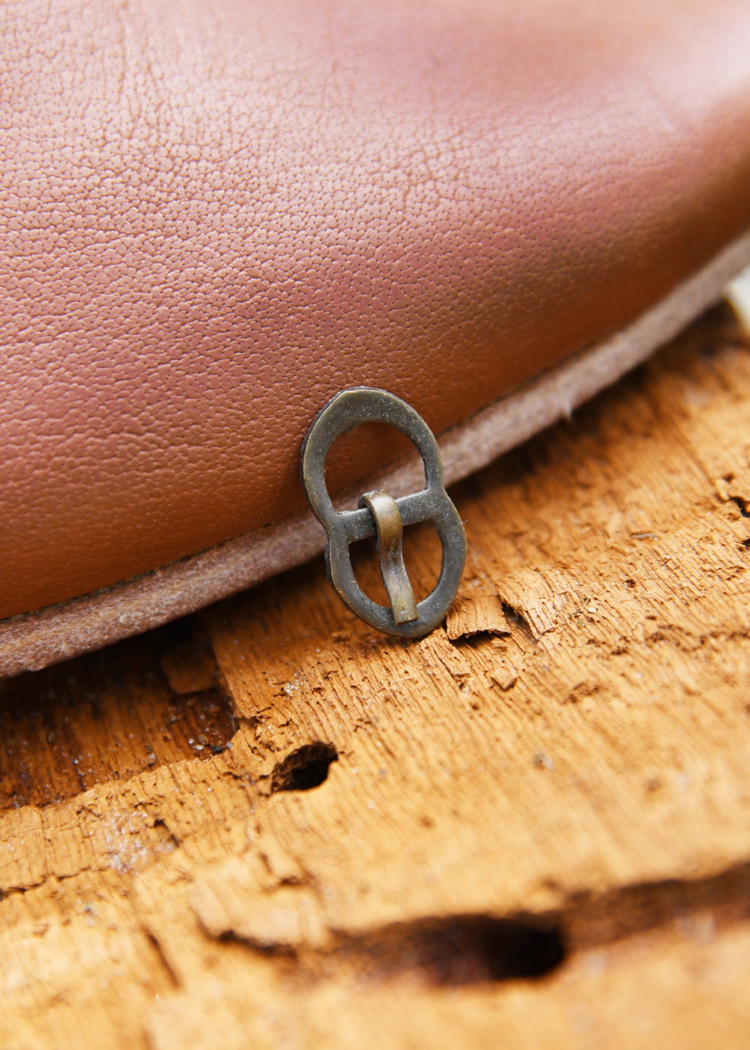 Imagen única de: Hebilla Medieval De Latón, Nº 5