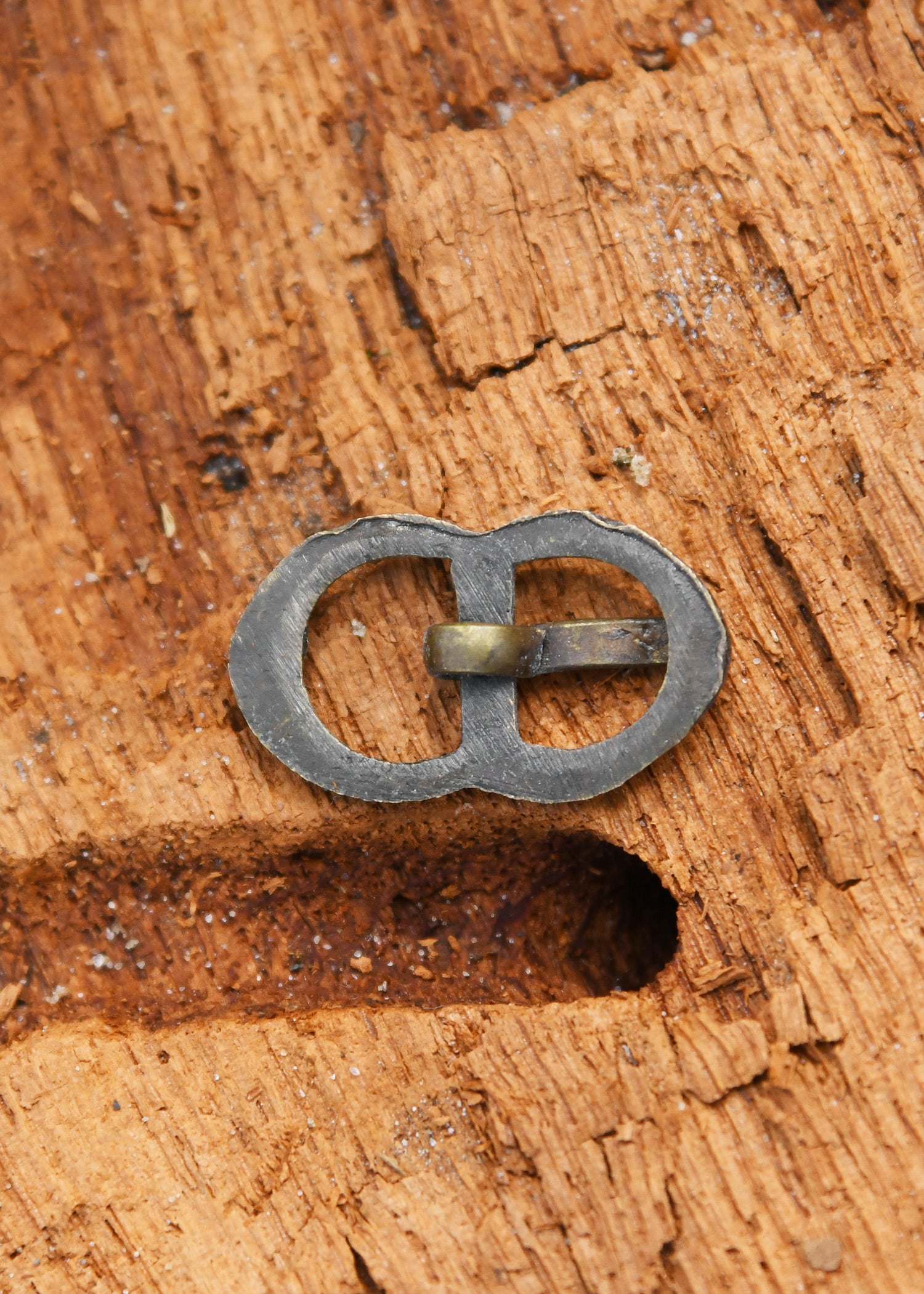 Imagen única de: Hebilla Medieval De Latón, Nº 5